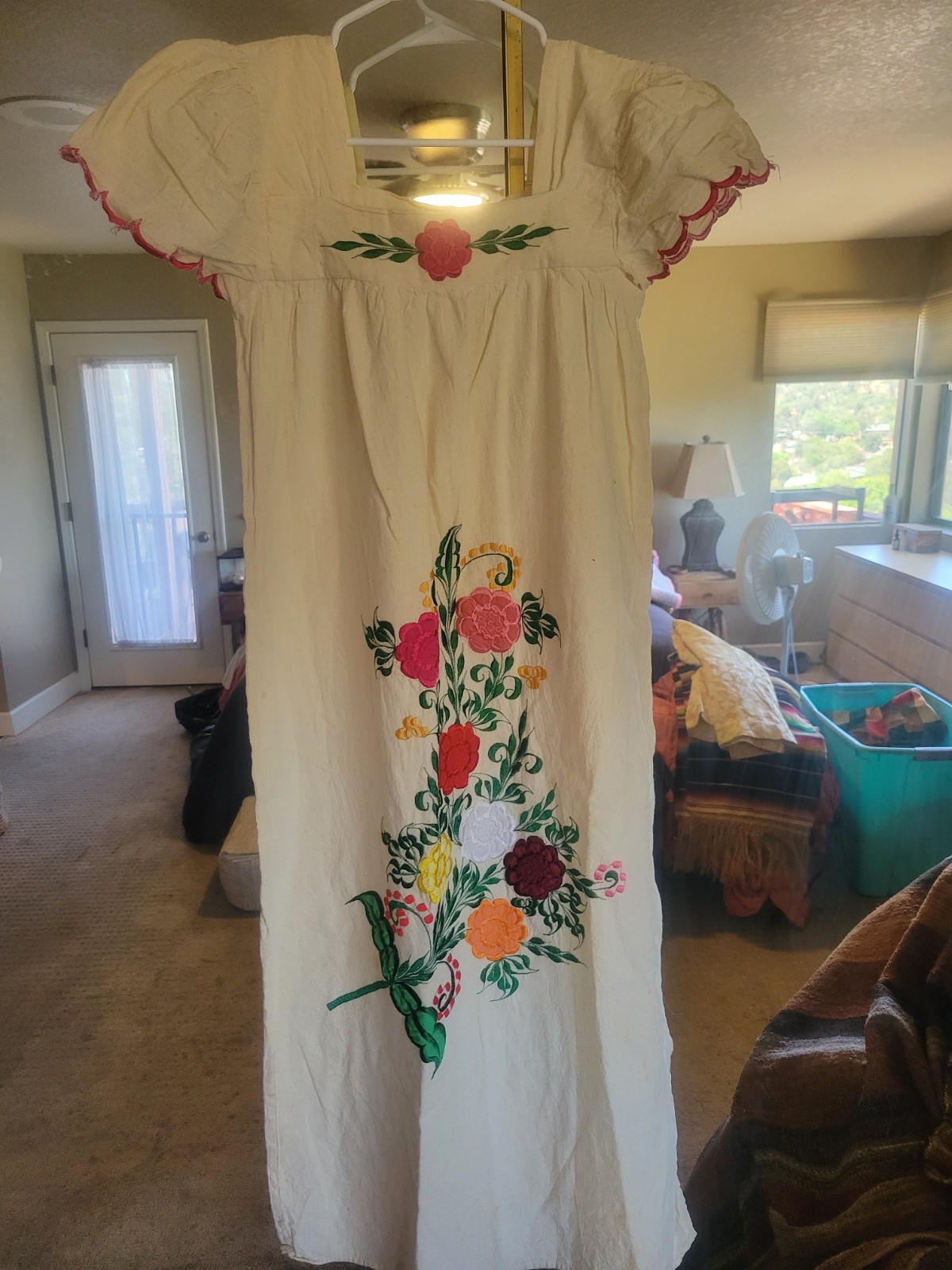 Boho Mexican Embroidered Dress Vintage, Size Small Cream W EMBROIDERED Flowers