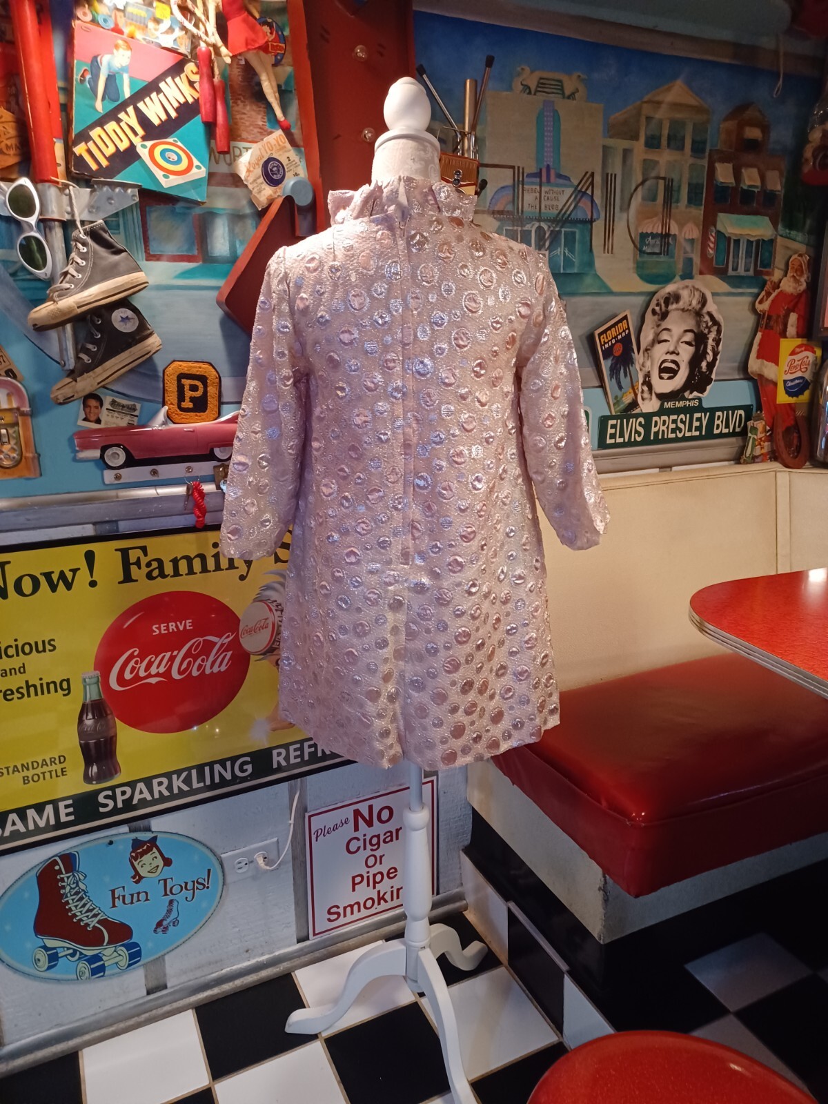 True VTG Mid-century 1960s A Line Swing GoGo Mini Dress Metallic MCM MOD Shift M