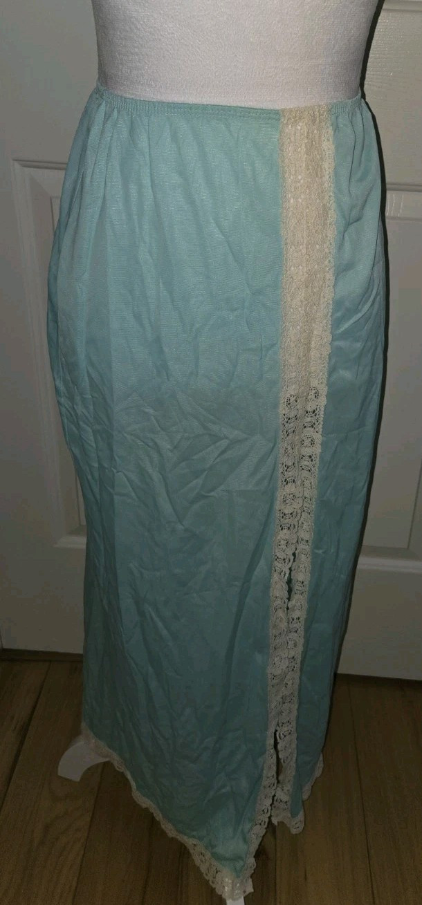 Vtg. Sears Long Light Blue Lace Elastic Waist Side Slit Slip Skirt Medium