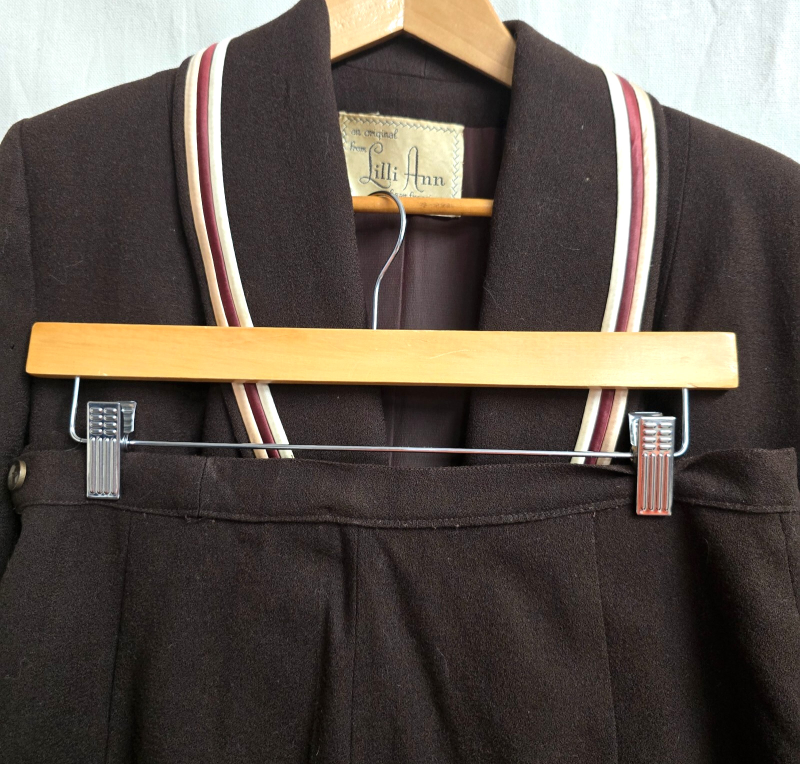 Lilli Ann Vintage 1940’s Brown Wool Peplum Jacket & Skirt Suit Set Size S/M