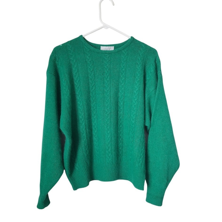 VINTAGE 80s cable knit rabbit hair blend crew neck sweater in kelly green size L
