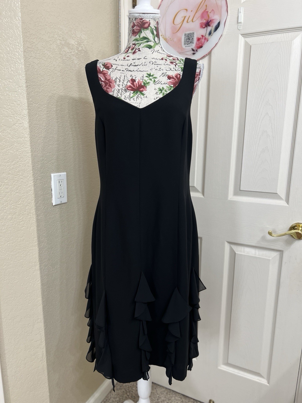 Donna Morgan Y2K 90’s Black Sleeveless Midi Dress with Tiered Ruffles Size 14