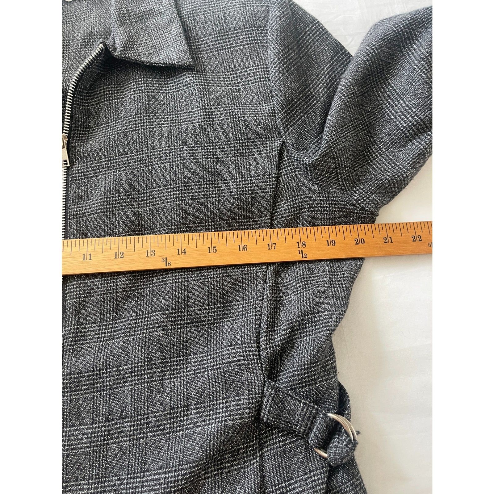 Vintage Maggie Lawrence Cinched Waist Gray Tweed Zip Front Blazer Size L USA
