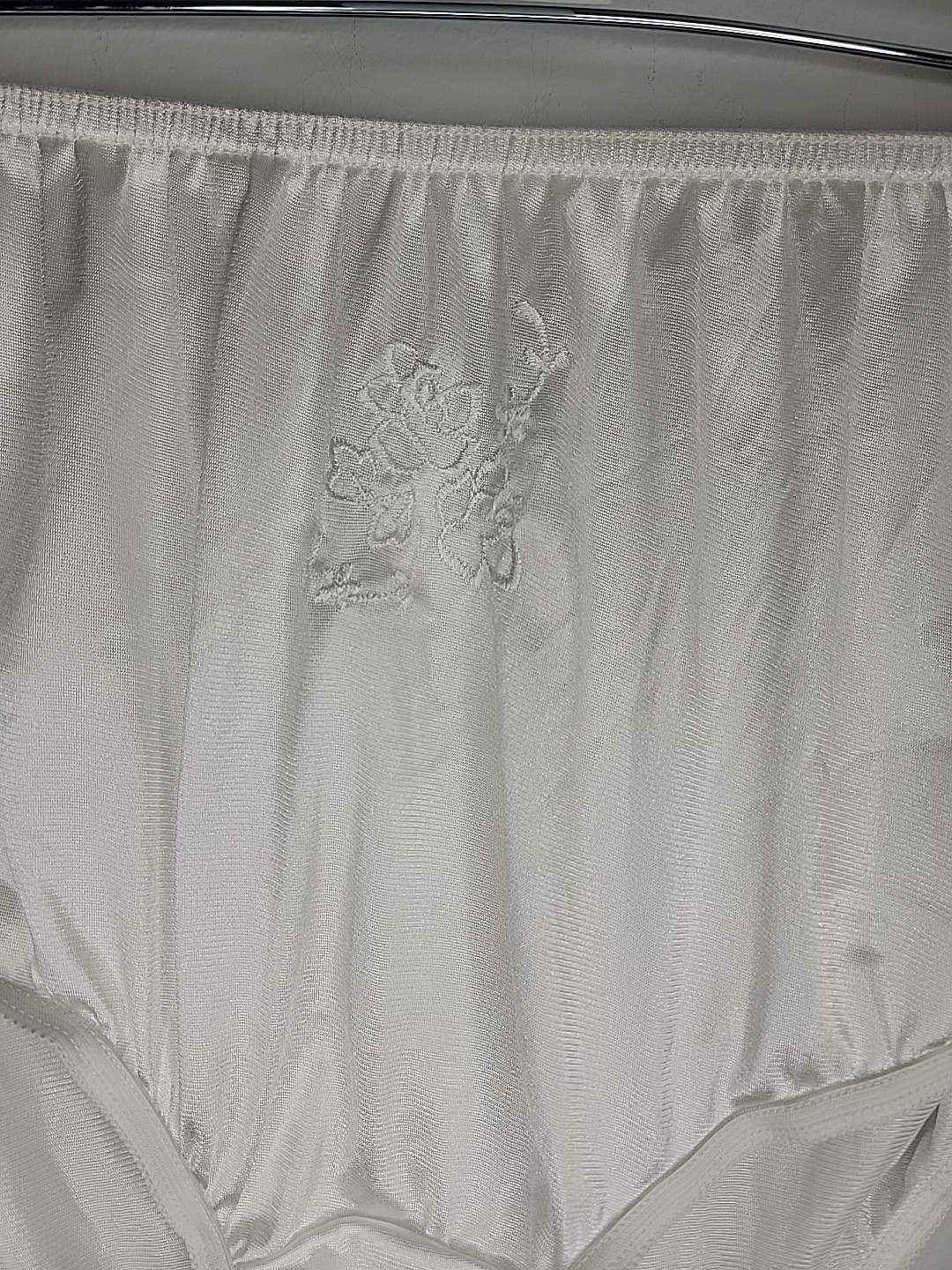 Vintage So-En Josefina 100% Nylon White Panties Embroidered/Satin Size 40-42