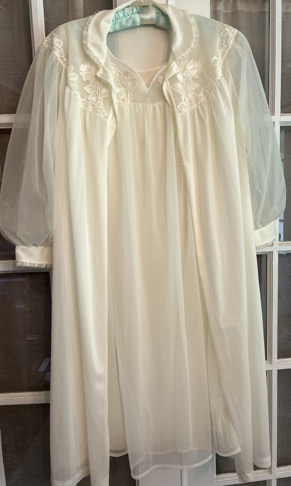 VTG 50’s Nightgown Peignoir Set Ivory Nylon Chiffon Lace Applique Coquette Sz 34