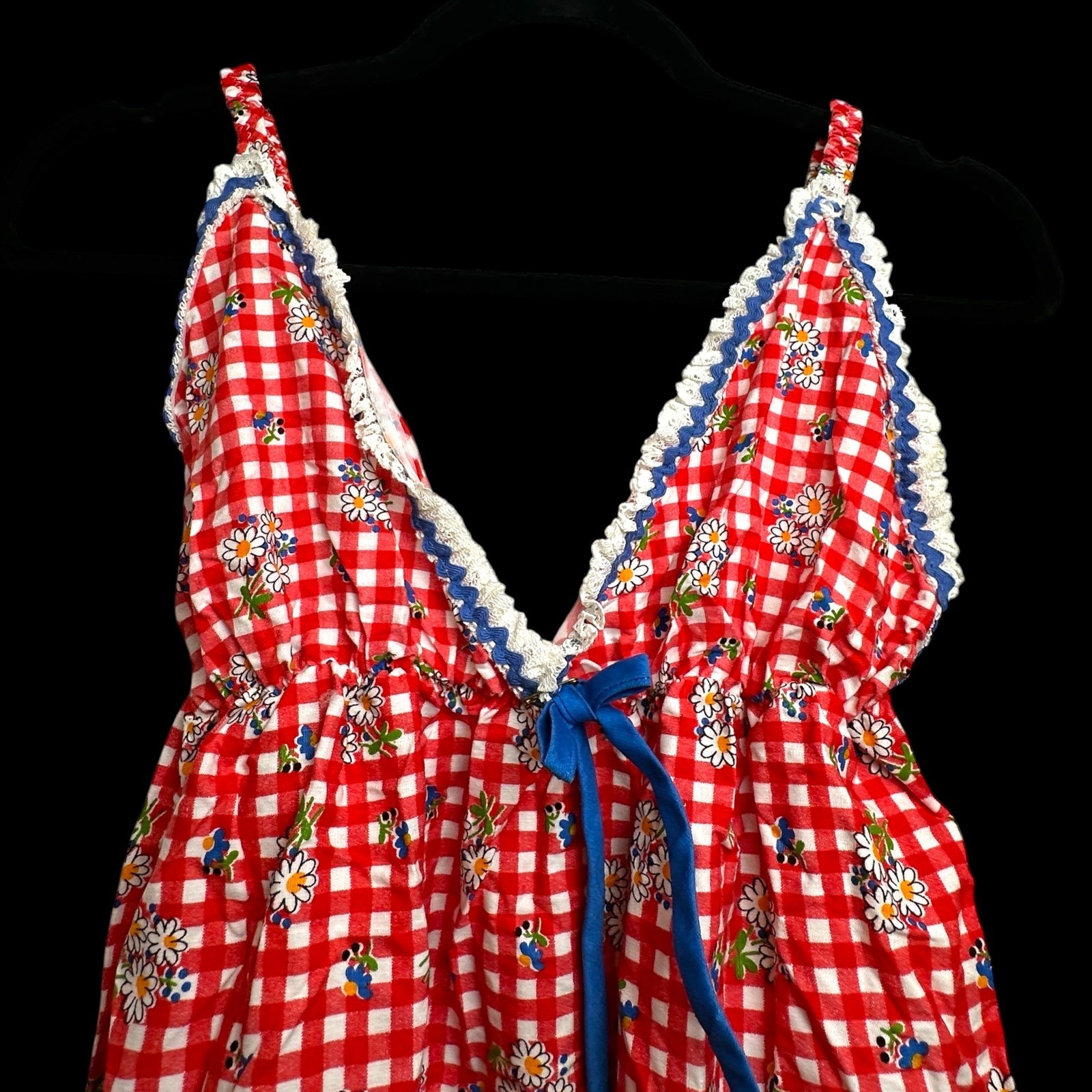 Vintage Mistra Red Gingham Daisy Floral Midi Dress Trim Ruffle Hem Medium