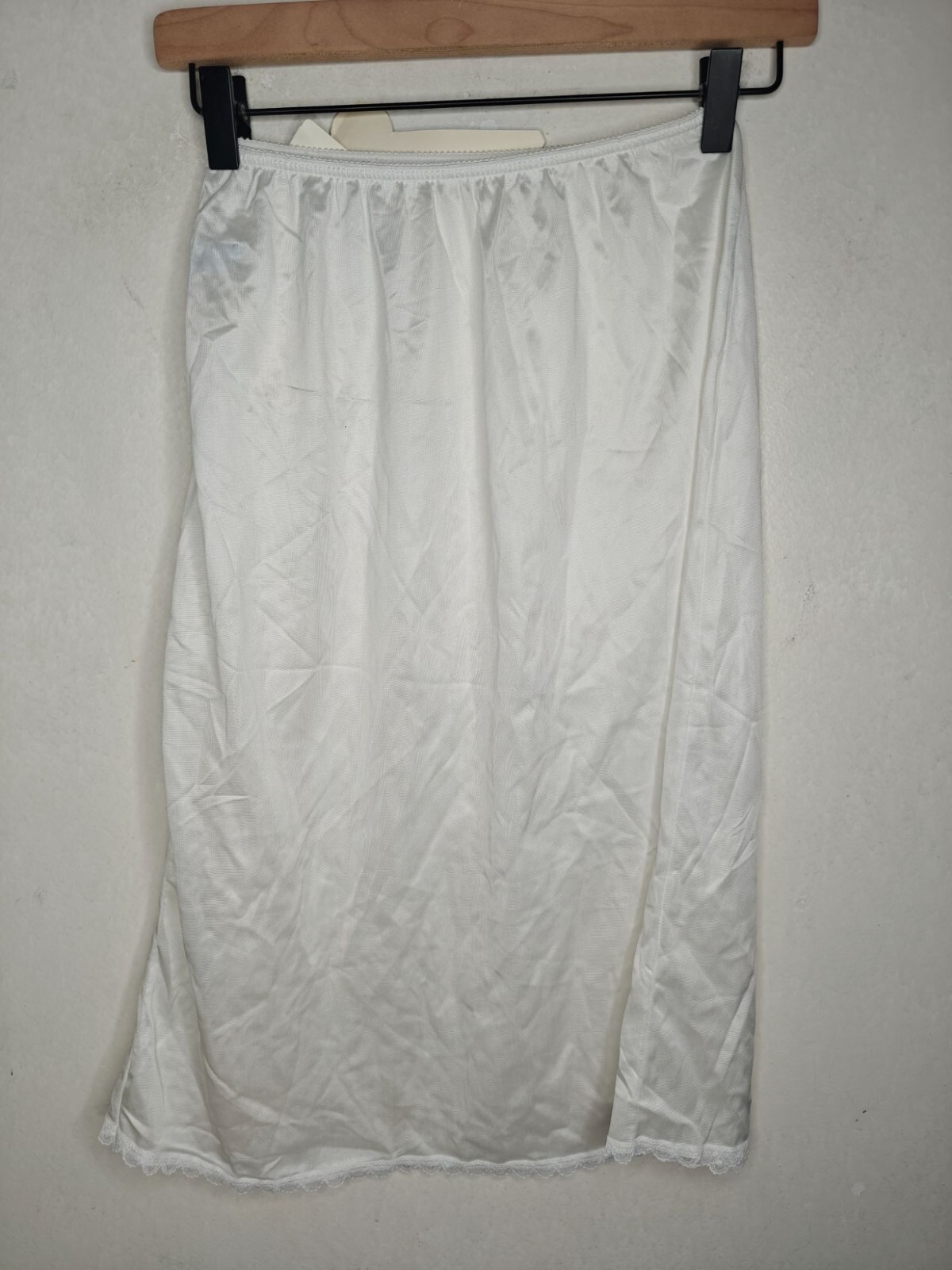 Vintage Warners Perfect Measure 25″ A-Line Half Slip Sz M Antron Nylon White NEW
