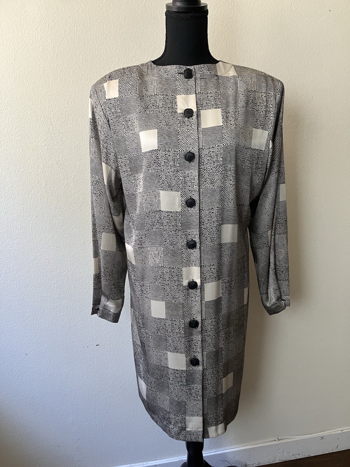 Vintage 80s Kasper Black & White Geometric Print Shift Dress Button Detail Large