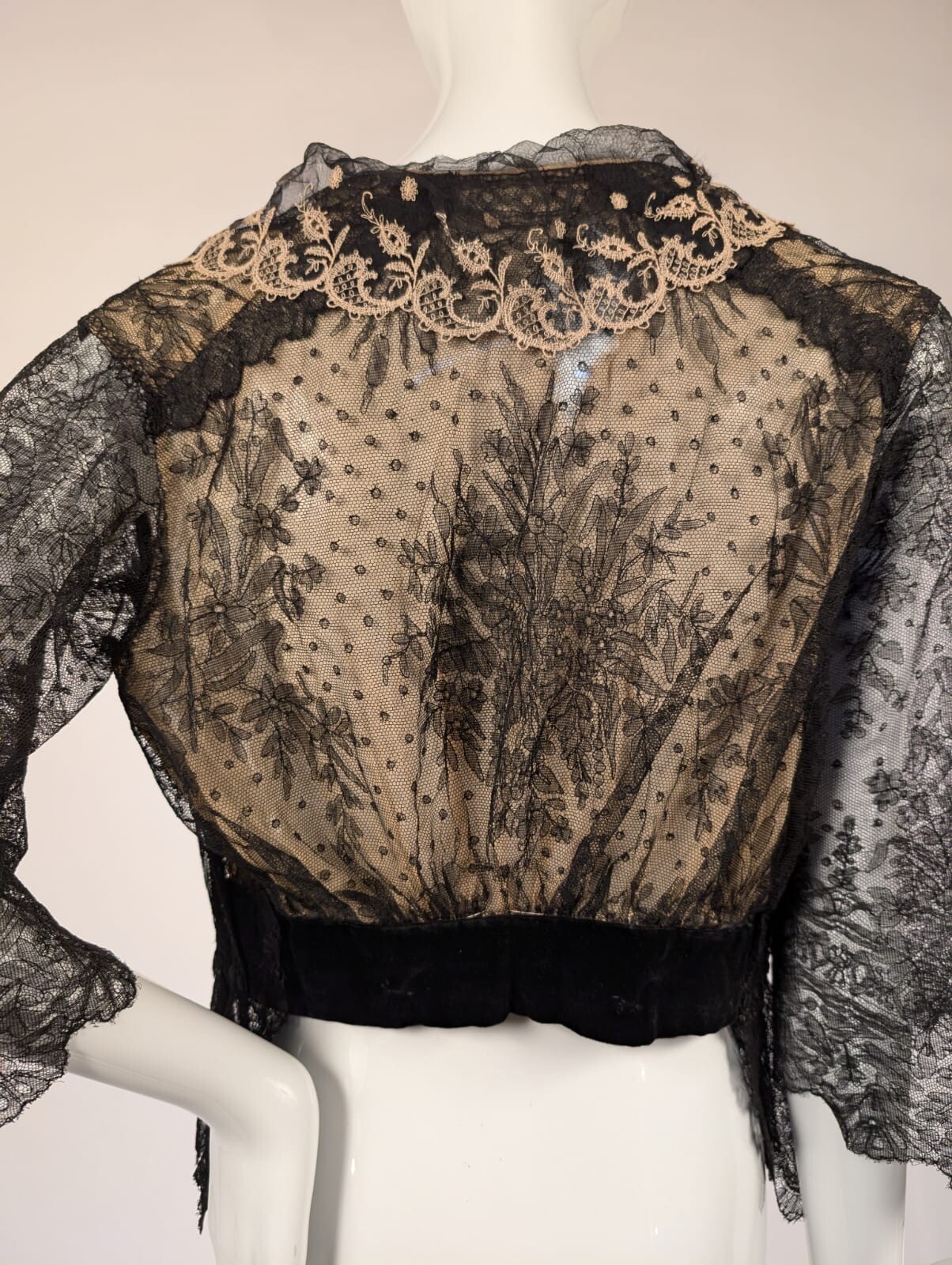 EDWARDIAN BLACK CHANTILLY LACE BLOUSE W CAT AND NINE TAIL PATTERN