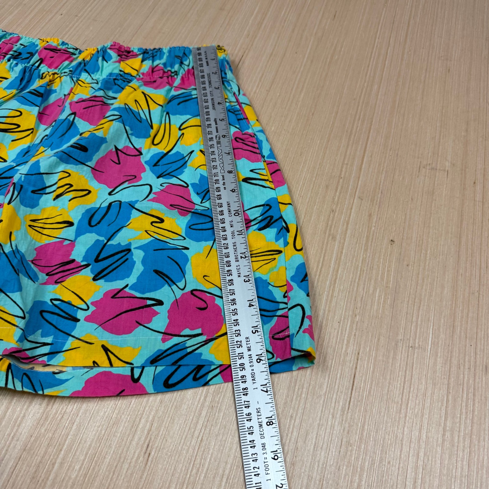 Vintage 80s 90s Colorful Abstract Shorts Medium Women’s Beach Funky