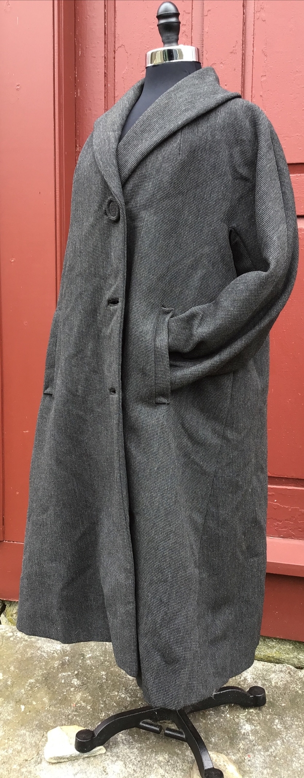 ANTIQUE 1930’S WOMAN’S WOOL SERGE TWILL SWAG COAT SATIN LINED IMMACULATE COND