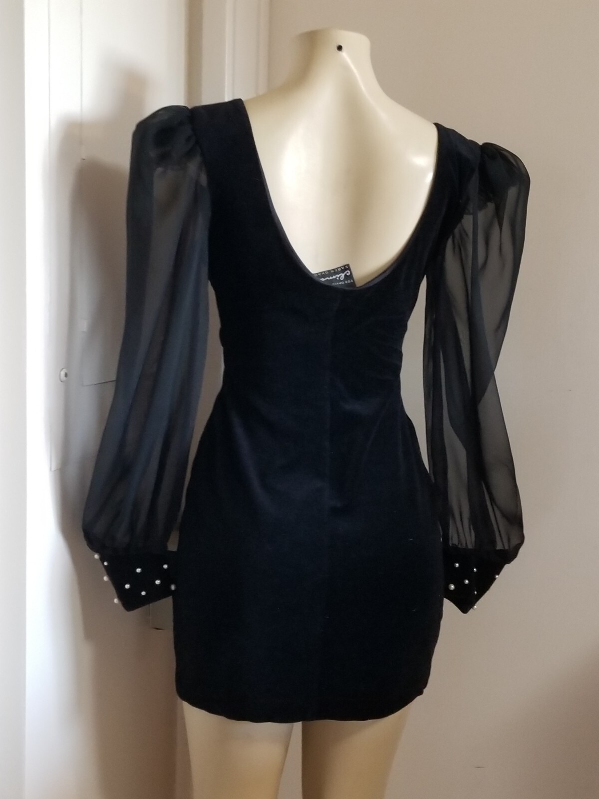 Vintage 80s Karen Okada climax david Howard pearls velour dress
