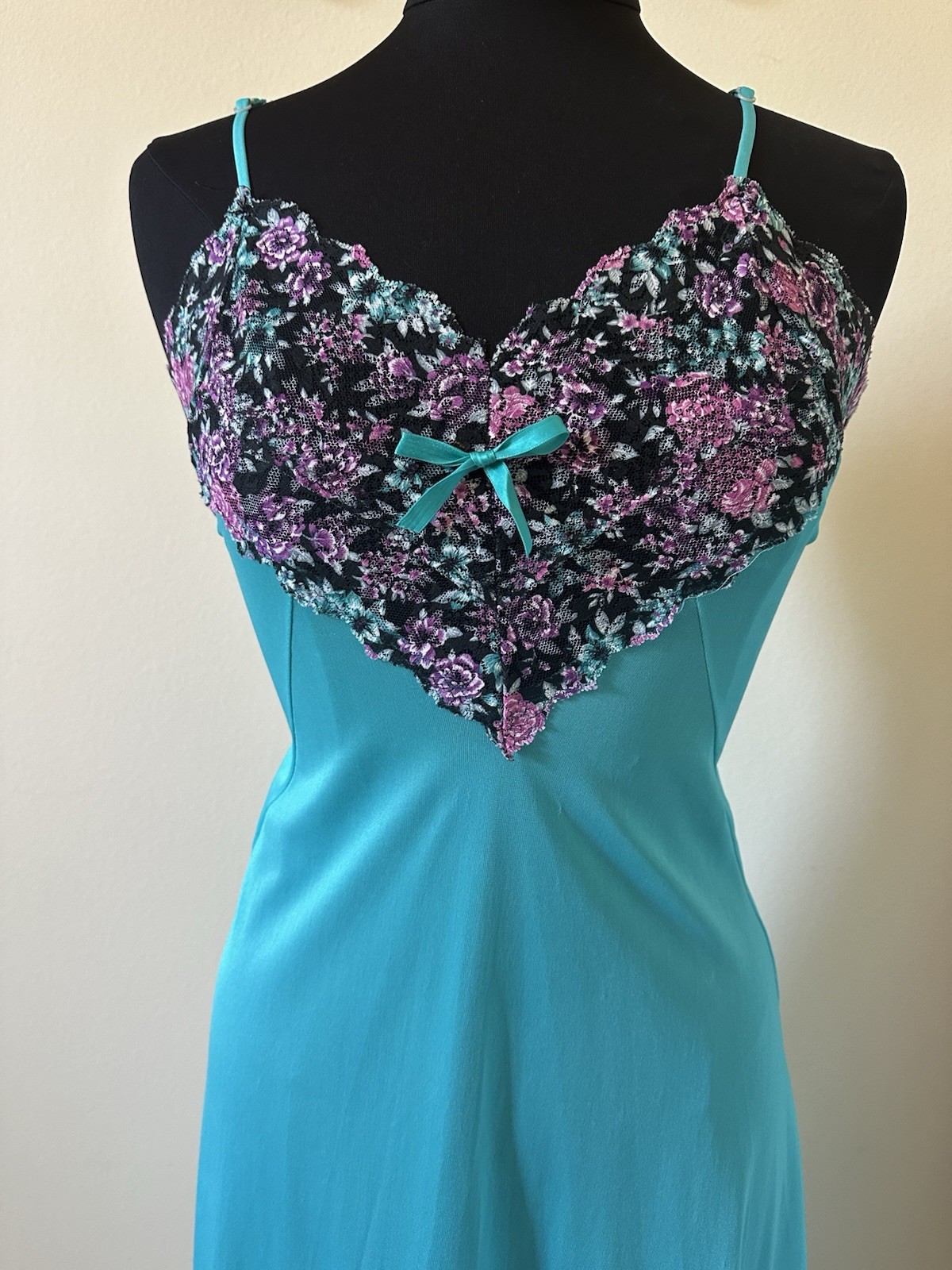 Lady Cameo Dallas Vintage Nightgown Lingete Teal w/ Floral Lace Bodice sz Smal