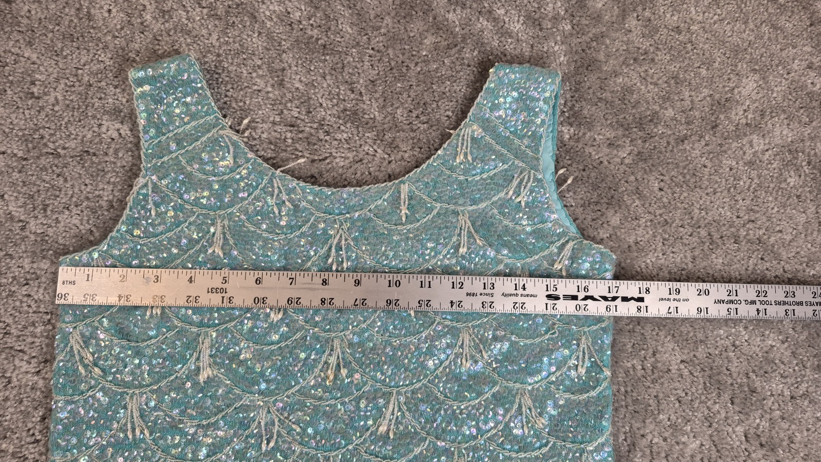 VTG Handmade Wool Sequin Top Womens 34 P2P Aqua Sweater White Beads Fringe