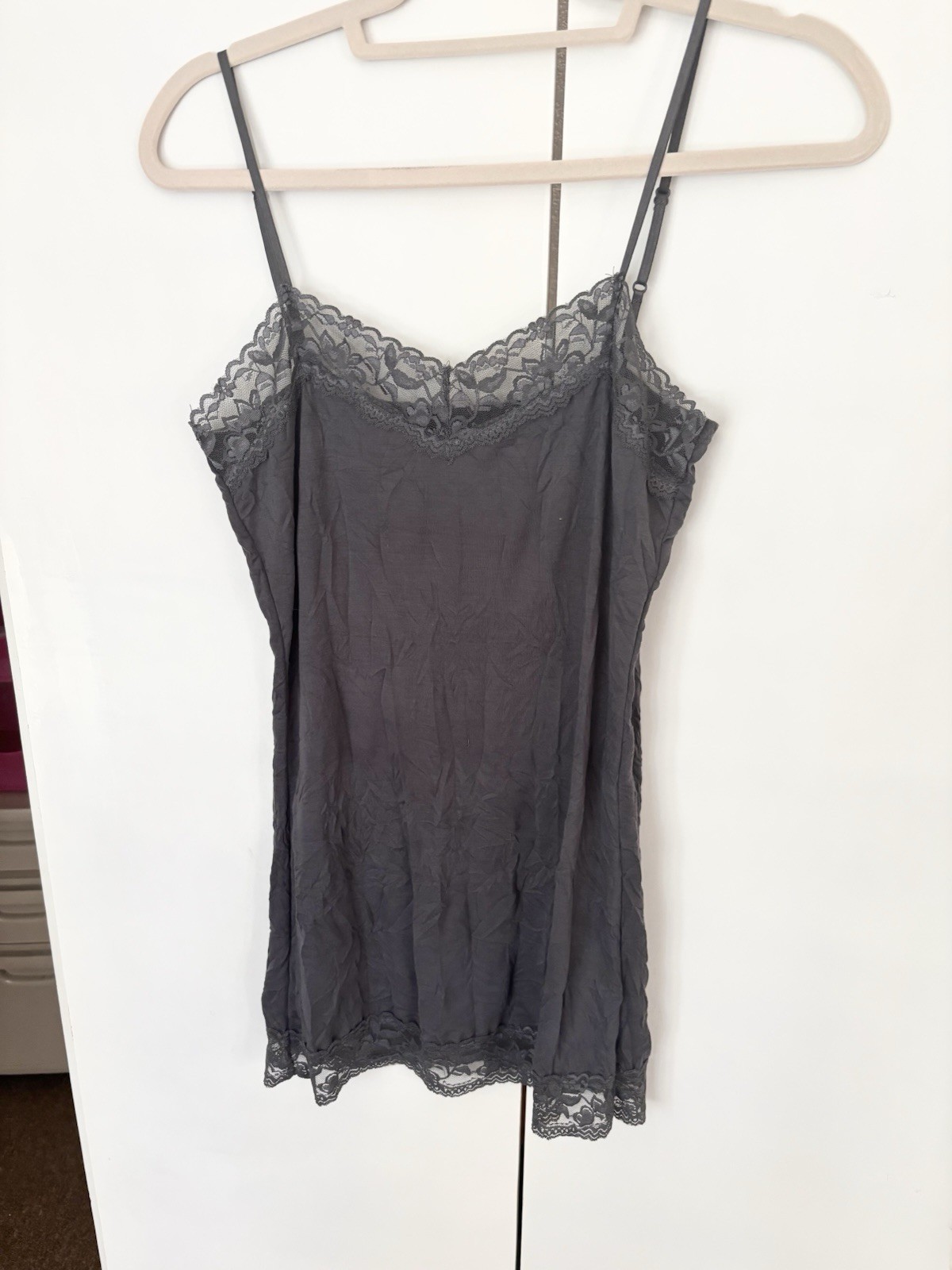 Wet Seal Vintage Y2K dark Grey Lace Trim Camisole LARGE