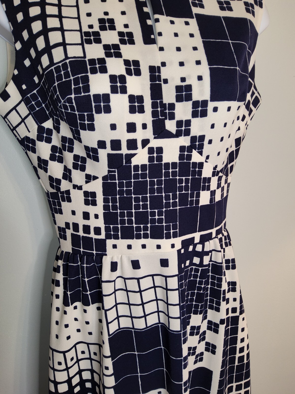 Vintage 1960s Bleeker Street Keyhole Dress Blue White