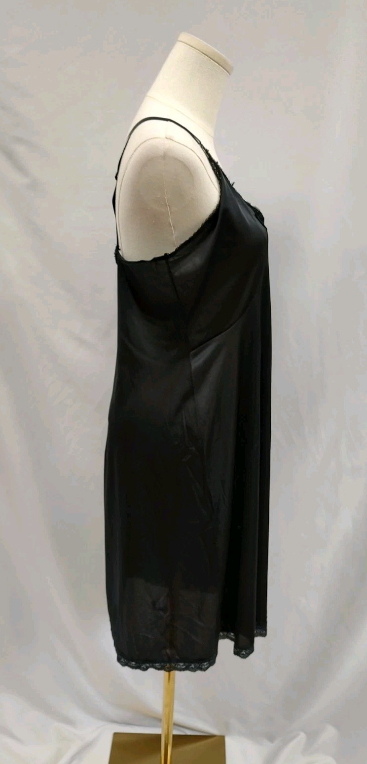 Vintage Full Slip Black Silky Nylon and Lace Retro Glamour Classic Cut Sz 40 L