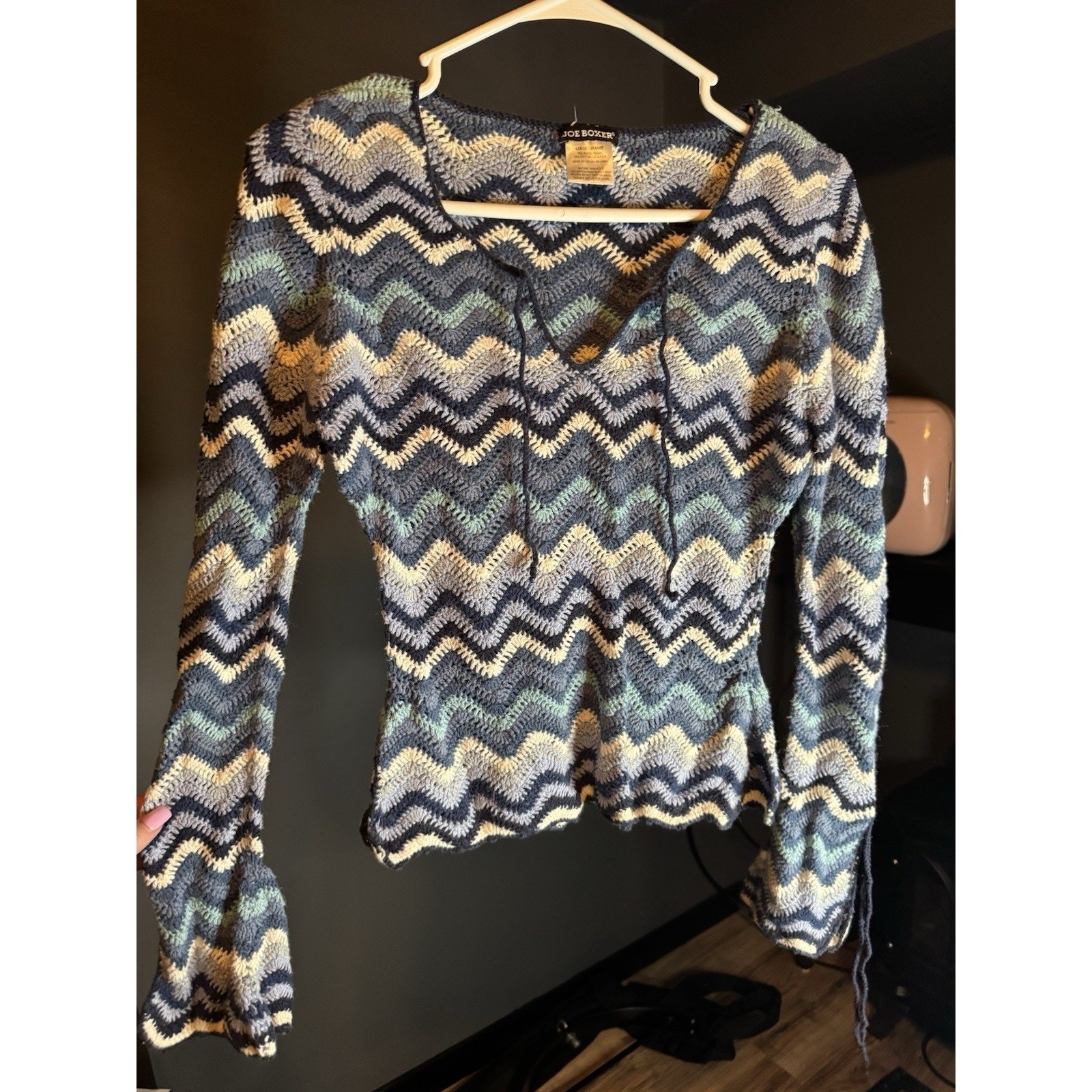 Vintage Y2K Sweater Knit Joe Boxer Size Large Blue White Bell Sleeves