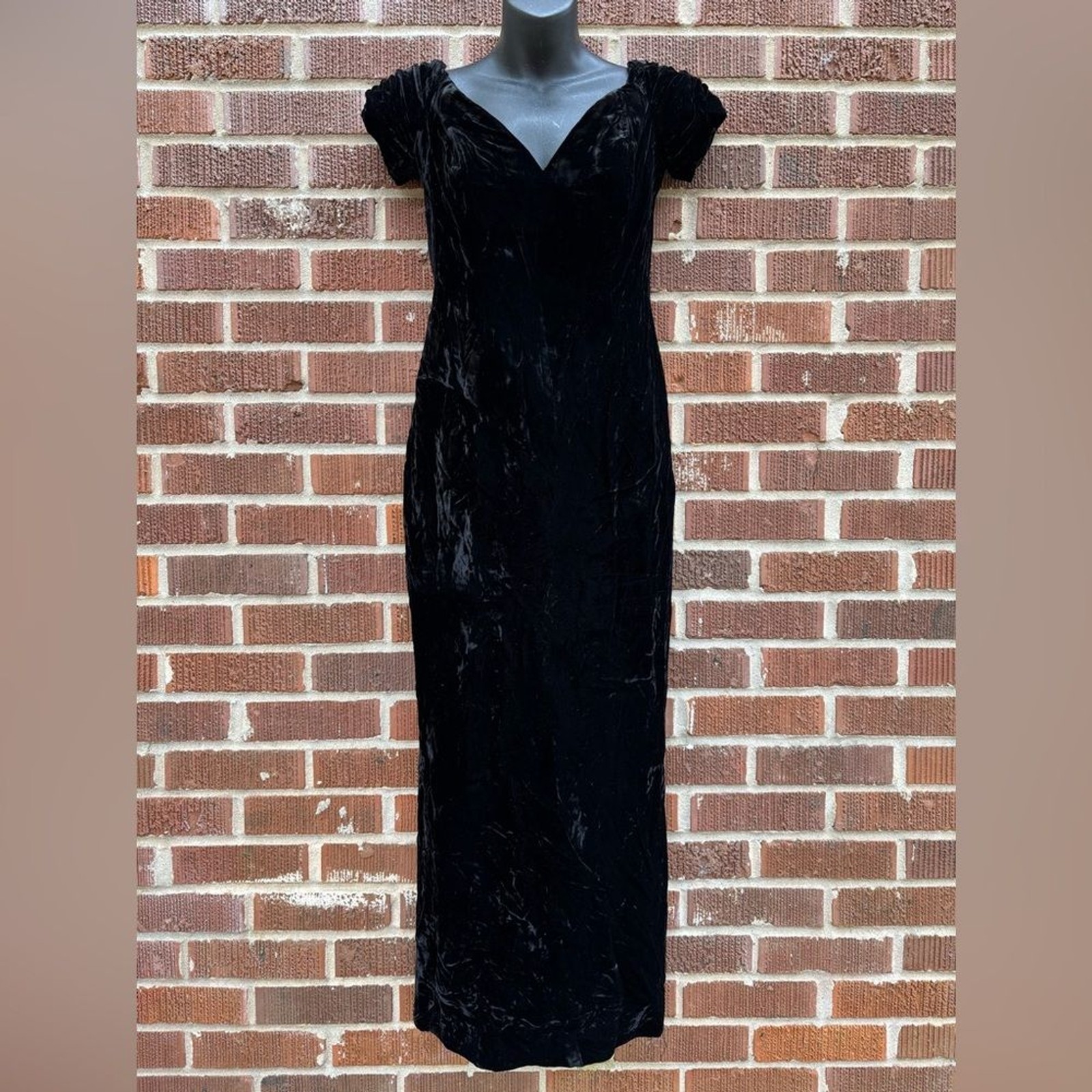 Vintage Eugene Alexander Women’s Sz 10 Black Velvet Ball Prom Formal Dress Rare