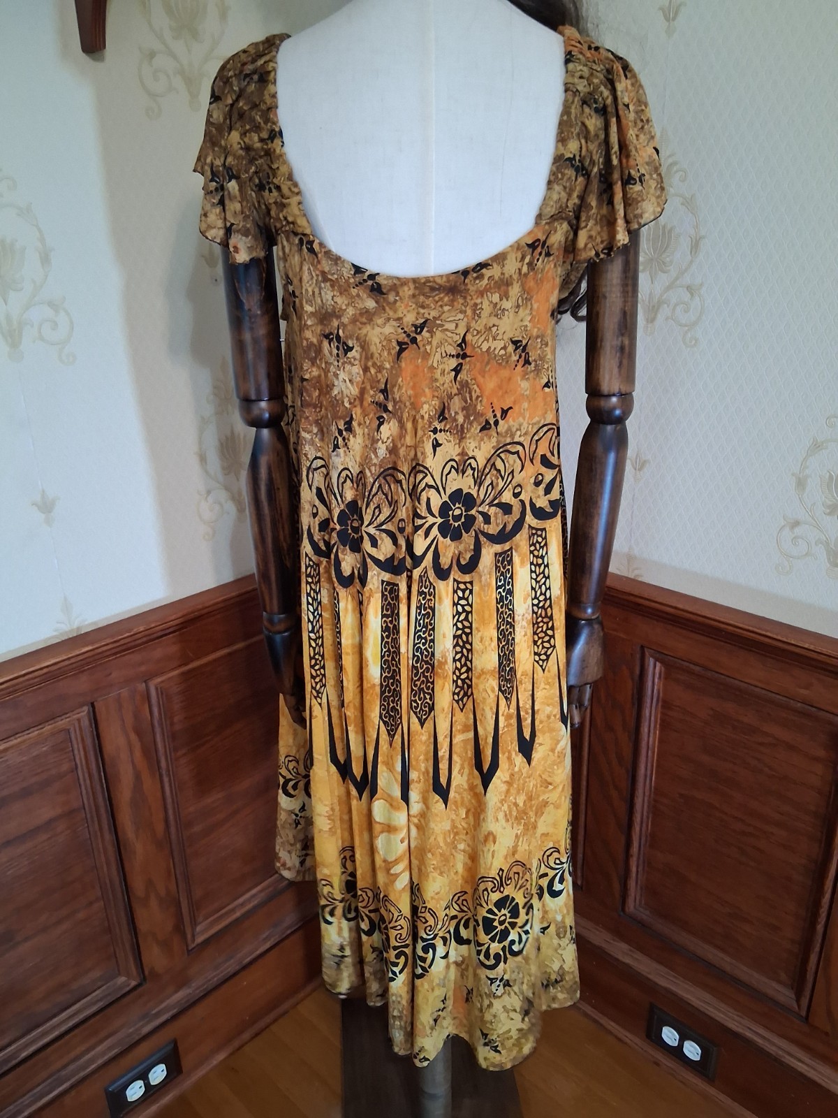 Vintage 1970s Lady Cactus Amber Batik Fluttery Bohemian Hippie Handmade Dress