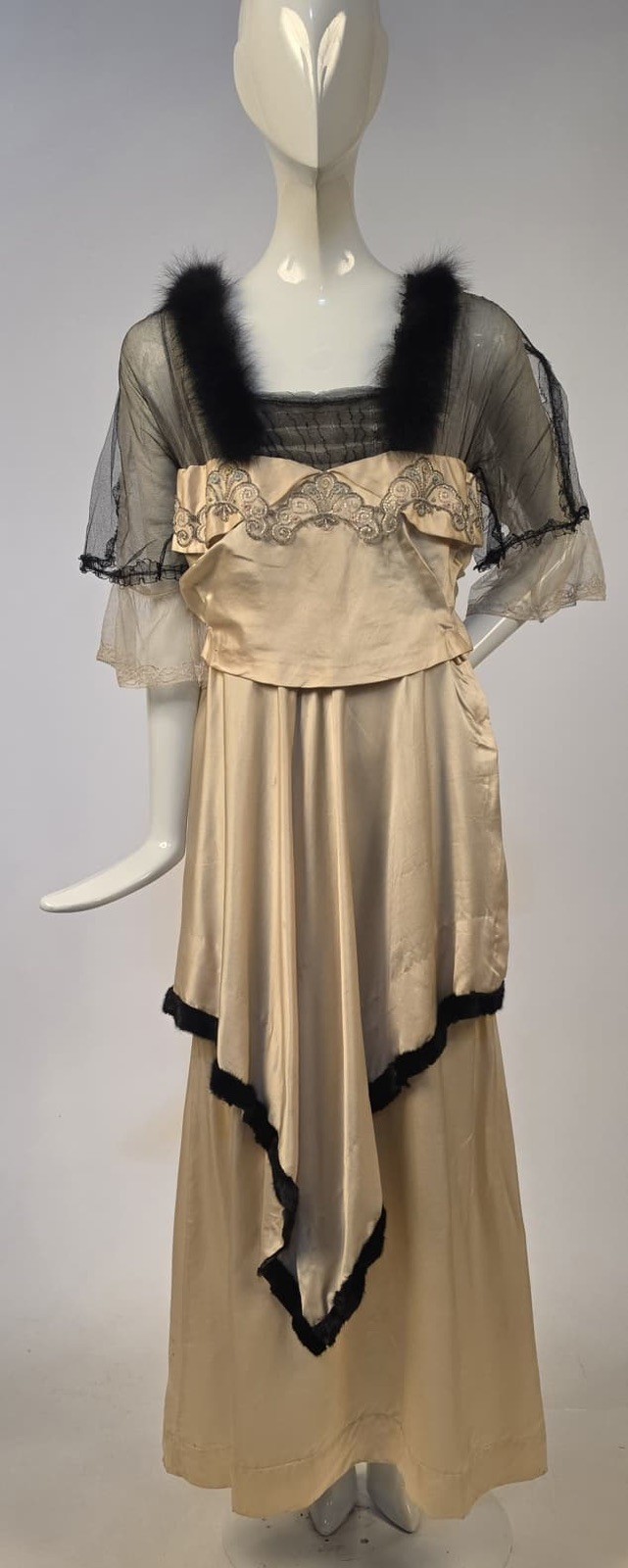 EDWARDIAN YELLOW SILK EVENING DRESS W BEAUTIFUL BEADING + REAL FUR TRIM