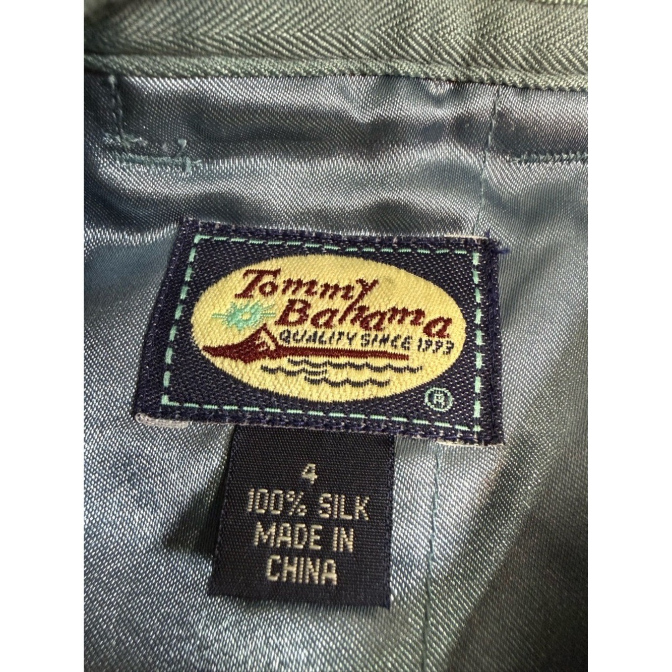 Vintage Tommy Bahama Silk Bermuda Shorts – Olive Green – Size 4