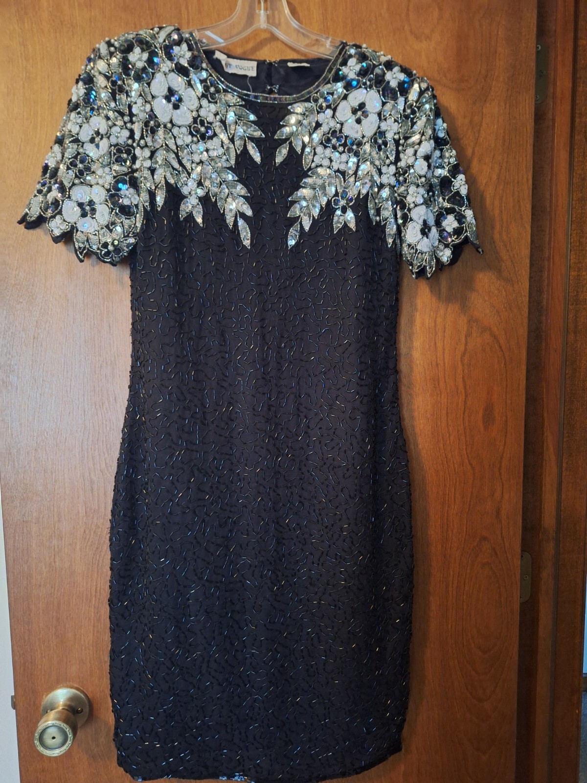 Vintage „Night Vogue” Black/Silver beaded dress – Used