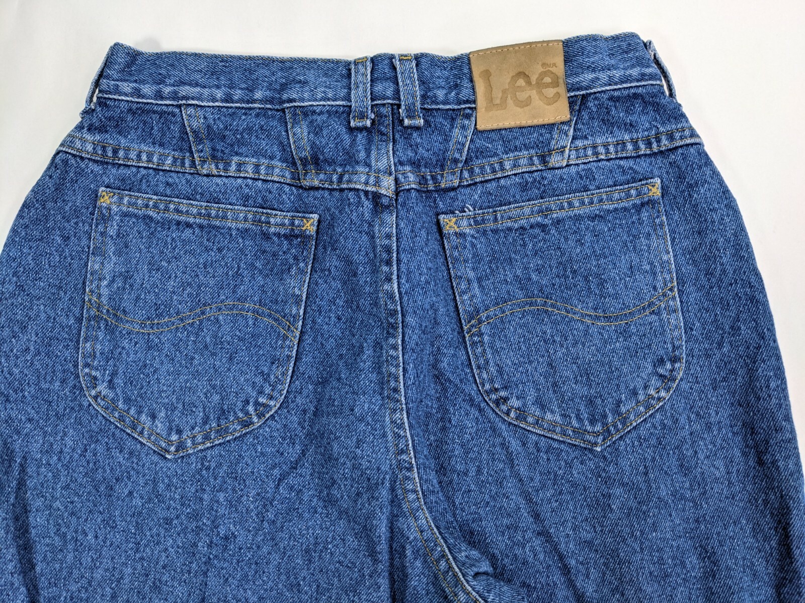 Vintage Womens Lee Jeans 32×31 16M, Denim Made In USA 90’s