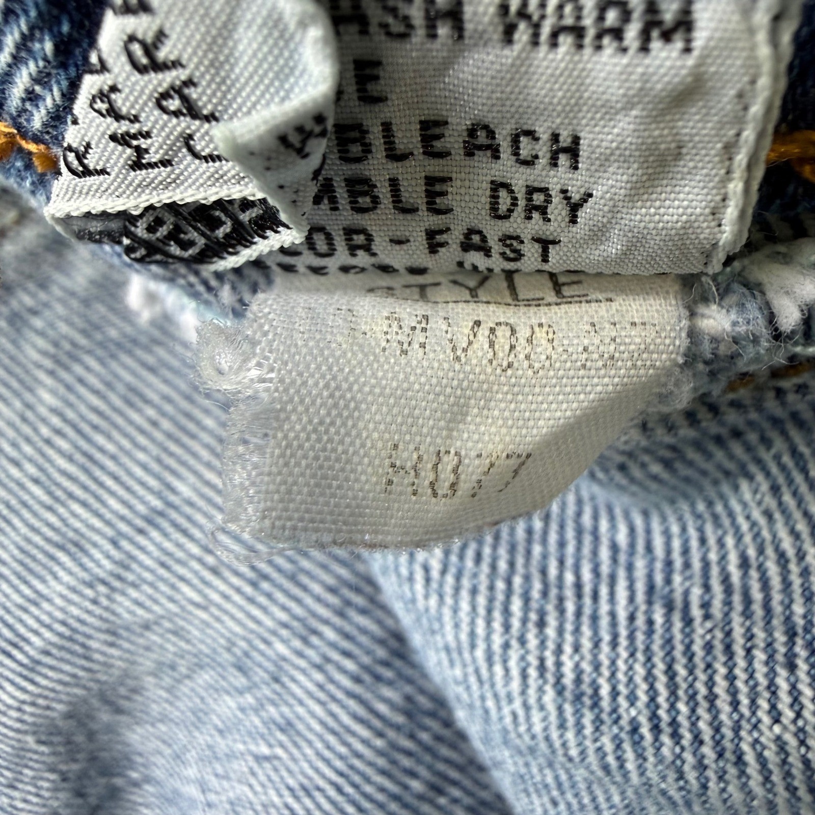 Vintage Jordache Gold High Waisted Acid Wash Tapered Jeans Womens 13/14 Blue