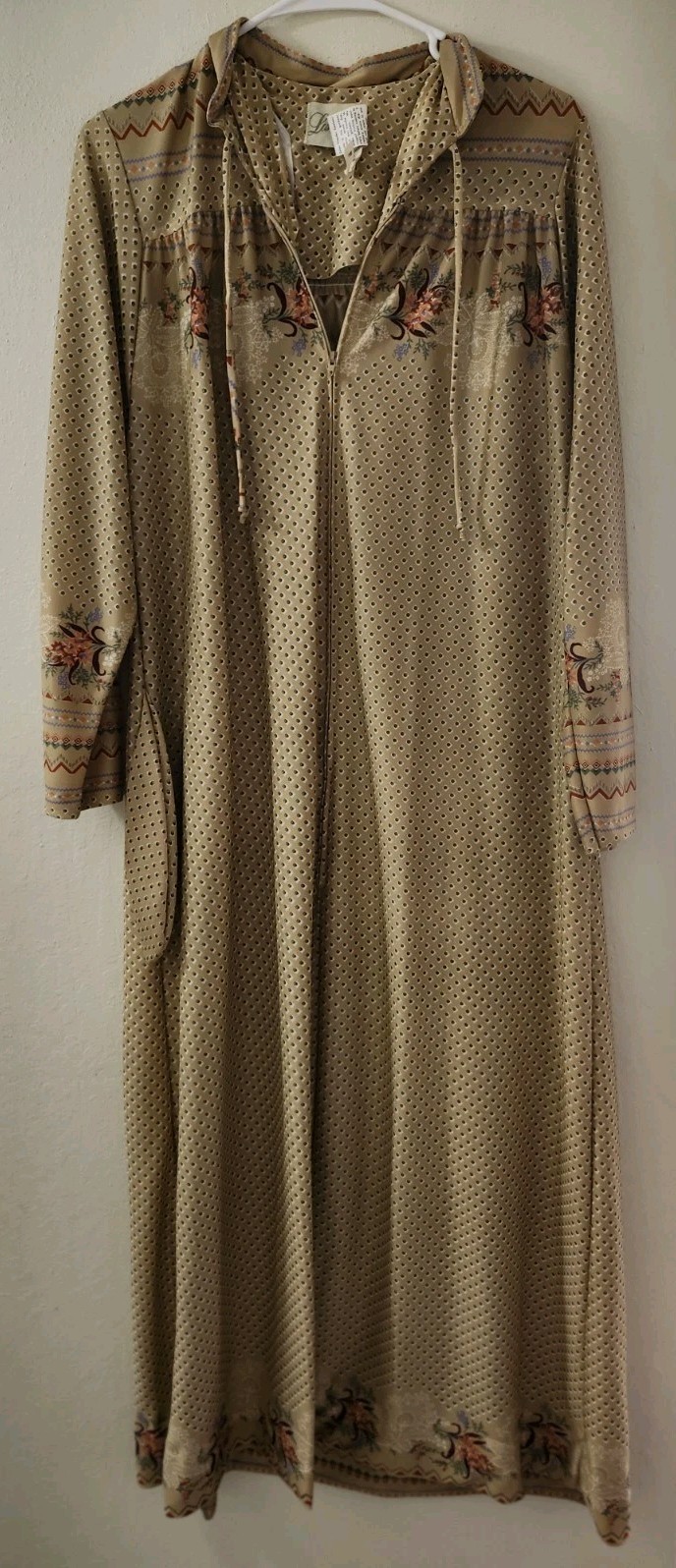Vintage Lisanne Distinctive Loungewear Sz Small