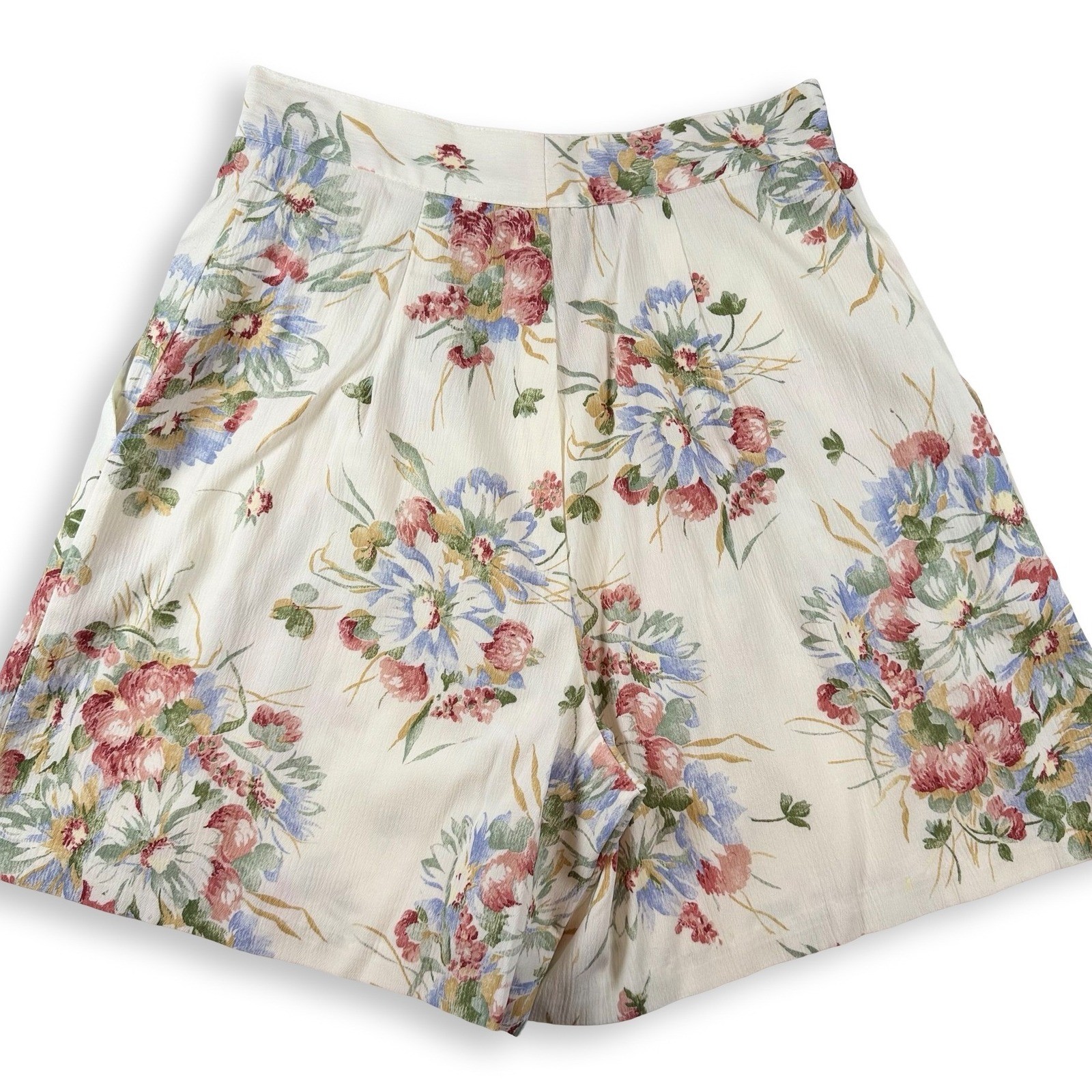 Vintage High Waisted Pleated Floral Shorts Chintz Coastal Grandmother Size 12