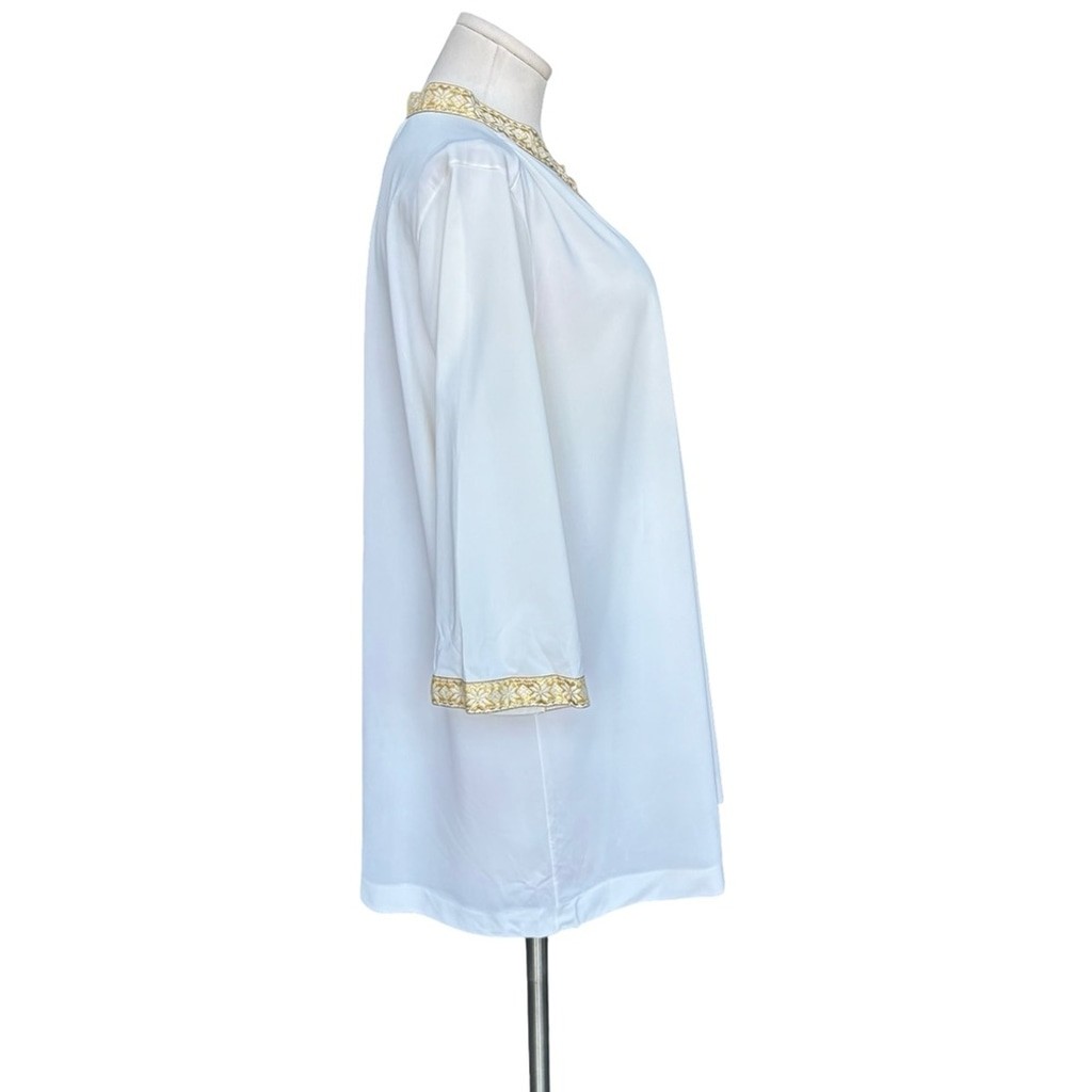 Vintage Tunic Top – White with gold cuff and collar accents – 38 (medium)