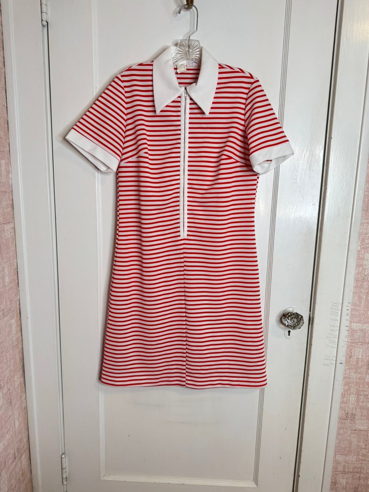 Vtg Red & White Knit Short Sleeve Collared Zipper Front Twiggy Mod Dress sz L