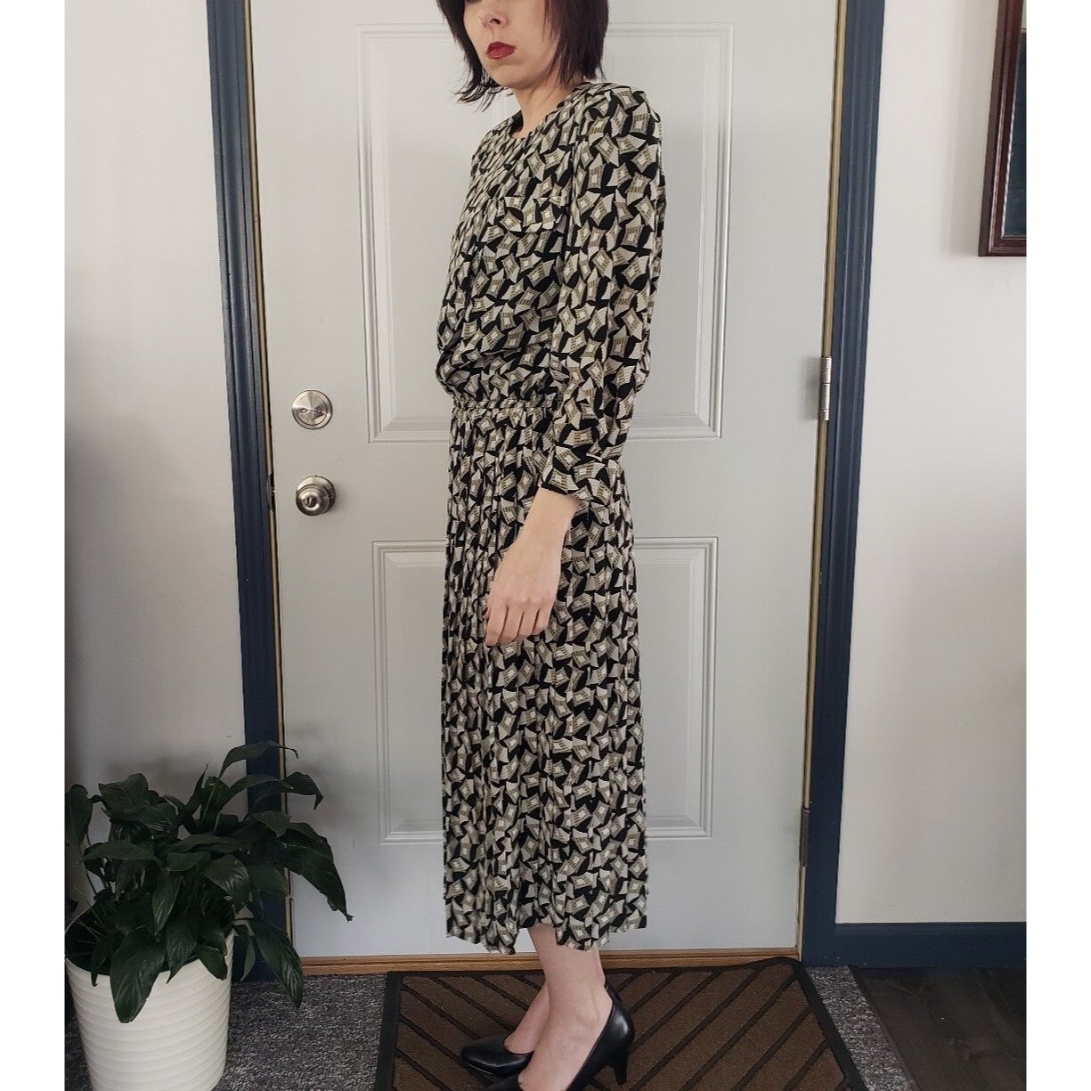80s Black and Green Pleated Midi Dress