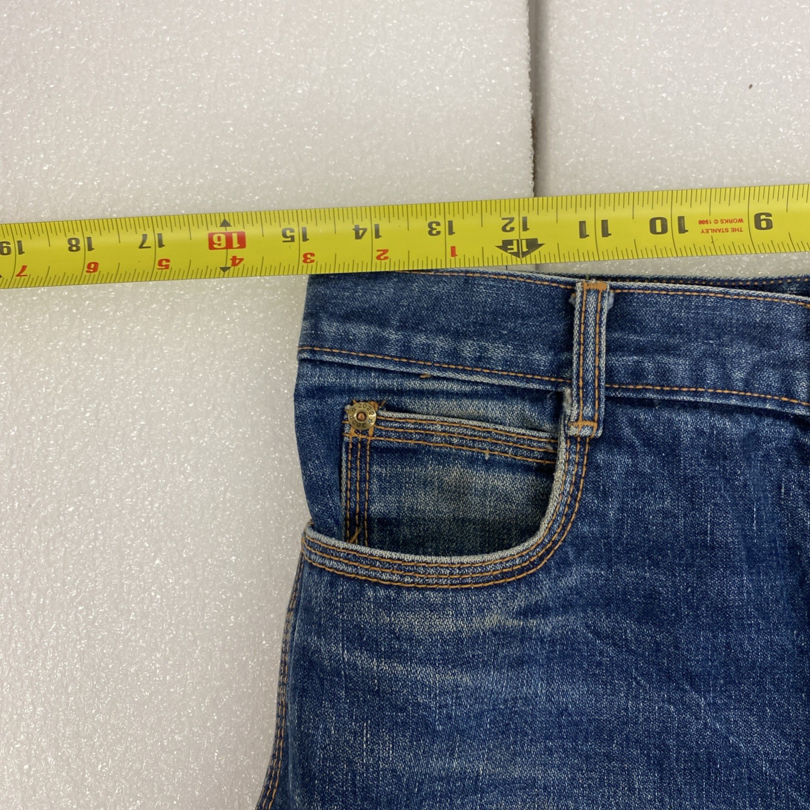 1980s Vintage 2022 Denim Jeans 5 pockets Hemmed 30×29