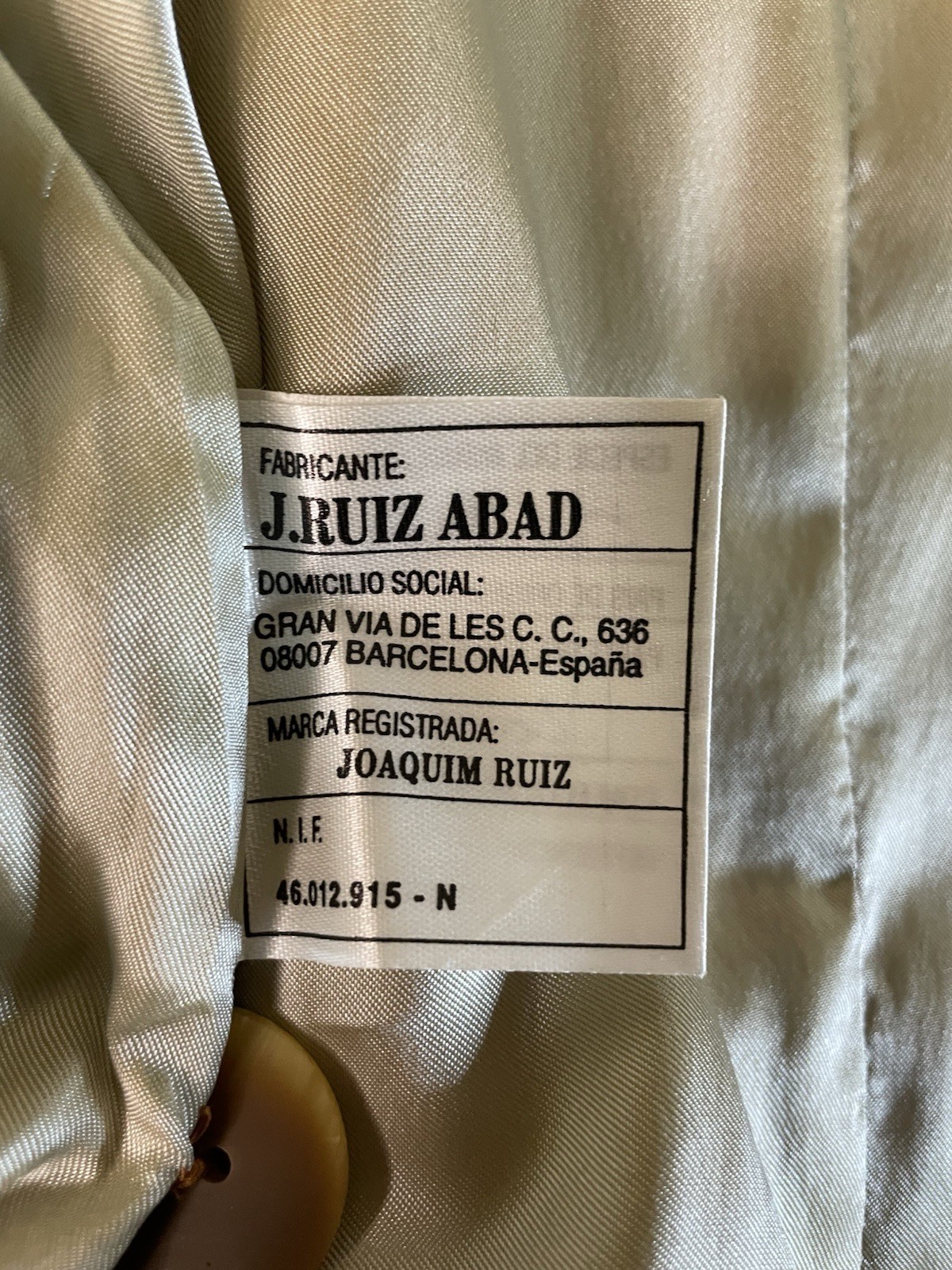 Vintage Joaquim Ruiz Barcelona Lambskin Leather Carmel Trench Coat Size EU 48