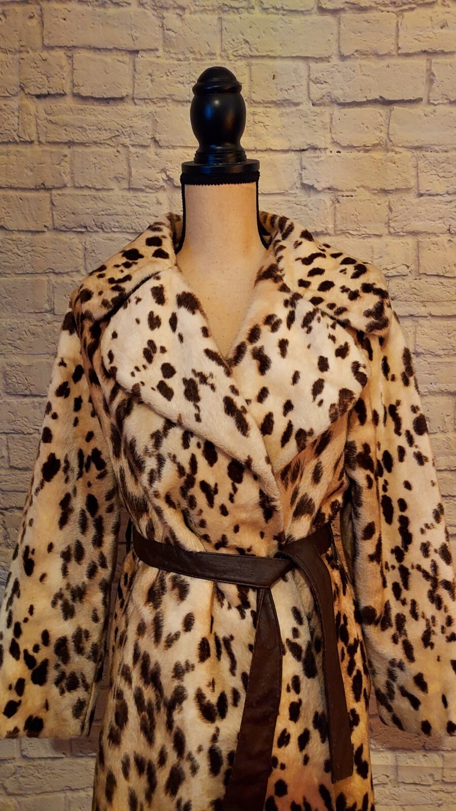 Vintage 60s La France 'Safari’ Russel Taylor Cheetah Leopard Faux Fur Coat S/M