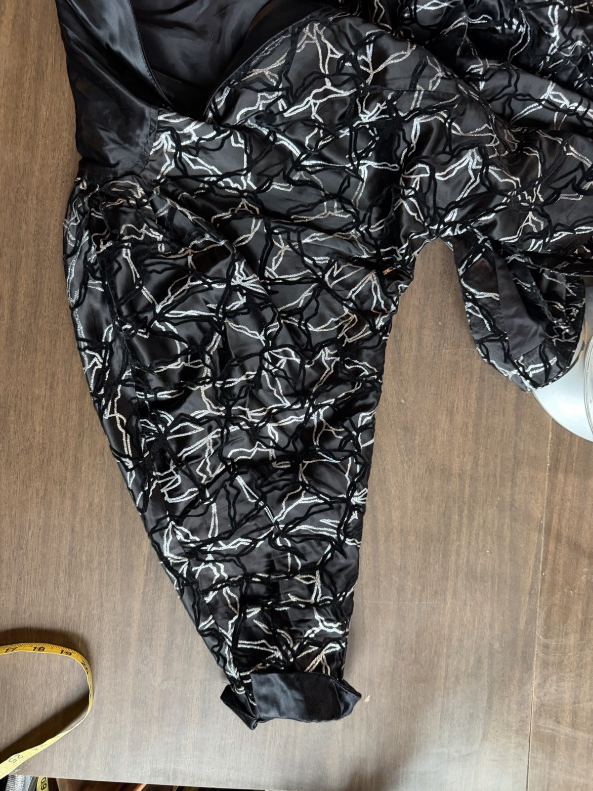 Vintage Ginger Black and Silver Abstract Metallic Evening Blazer Puffy Sleeves