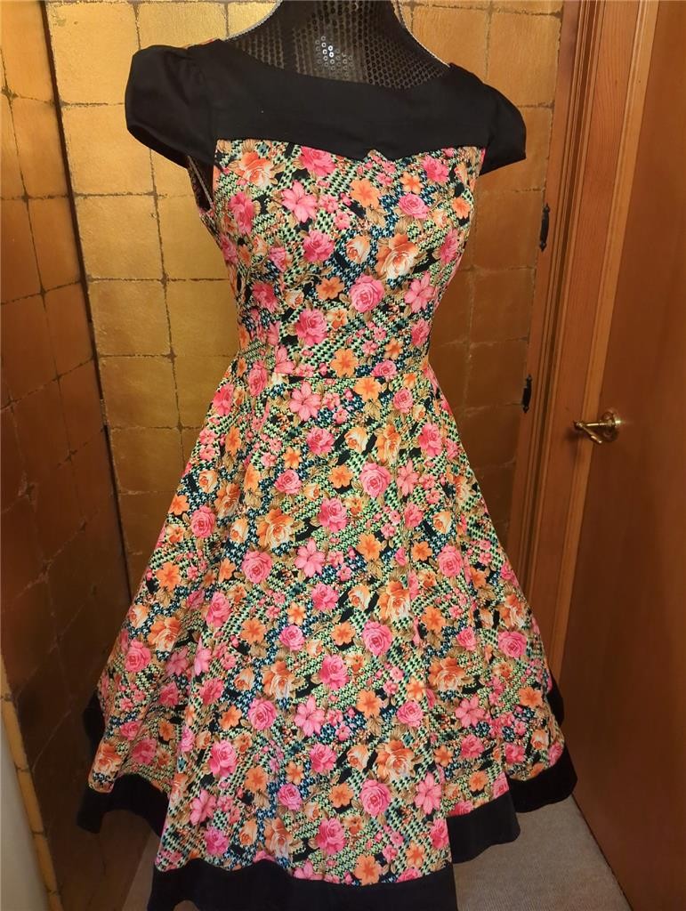 1950’s-80’s VINTAGE FLORAL & BLACK PRINT FULL COTTON SUMMER DRESS 38″ BUST