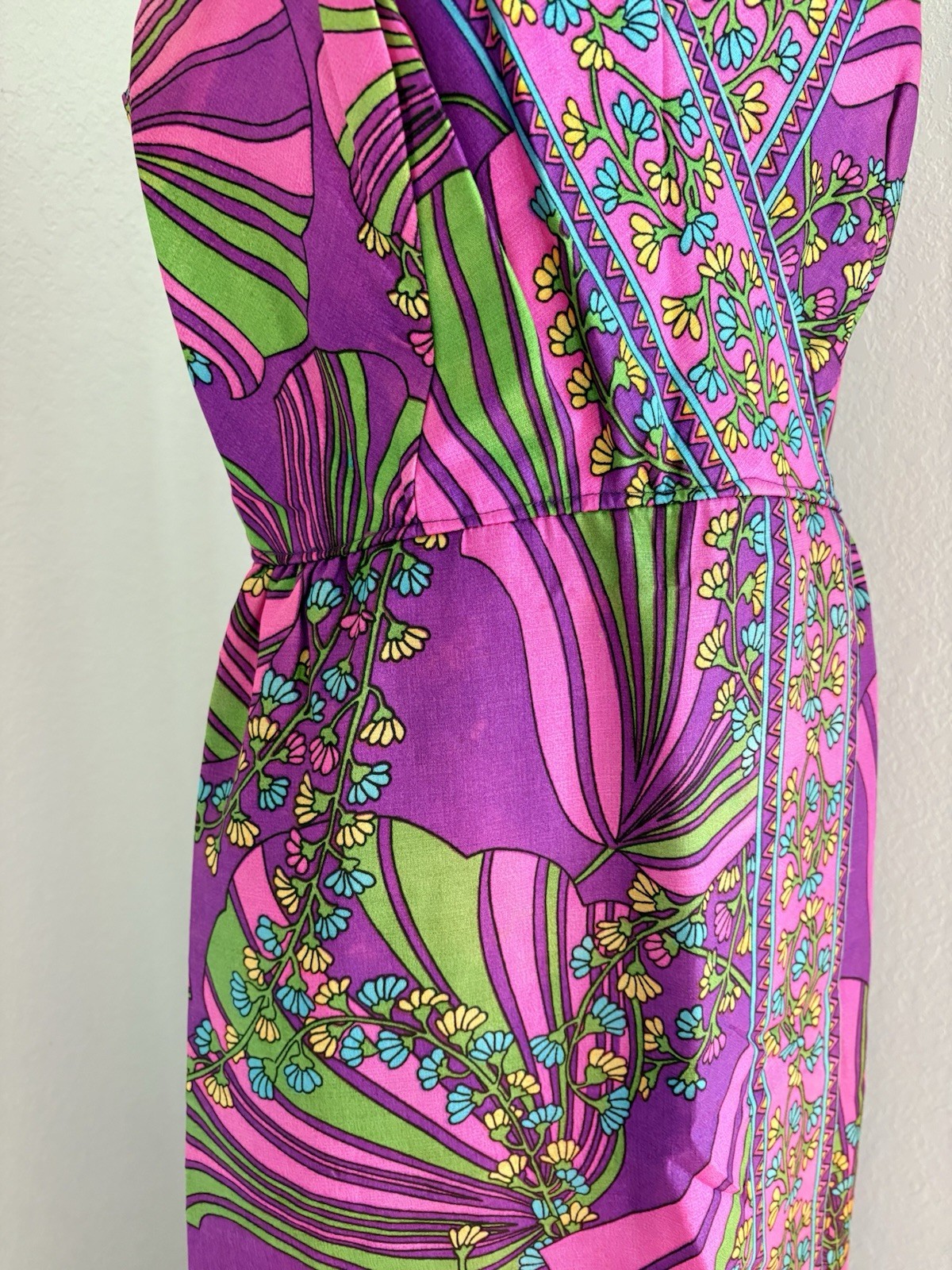 Vtg 60s Tiki Hawaii Maxi Dress Floral Empire Waist Sleeveless Barkcloth Vibrant
