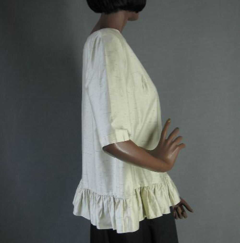 50s Top VTG 60s Women’s Blouse Trapeze Jeweled Treasure Chest Ruffle Edge Shirt