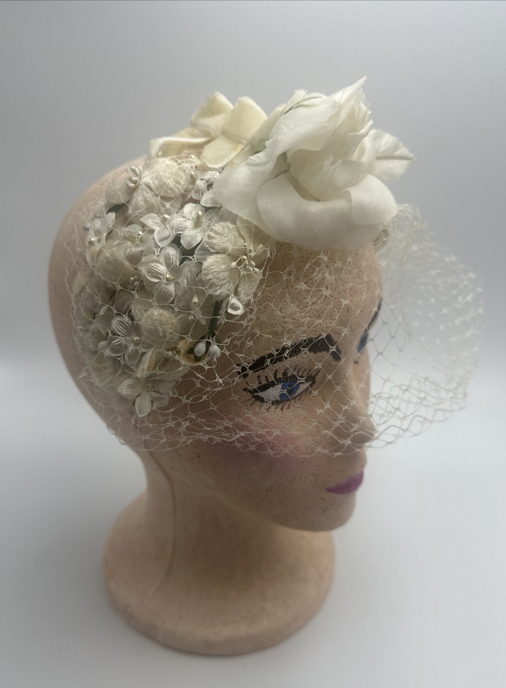 Vintage 1960s Union Made Bridal Headpiece White Rose Velvet Posies Netting