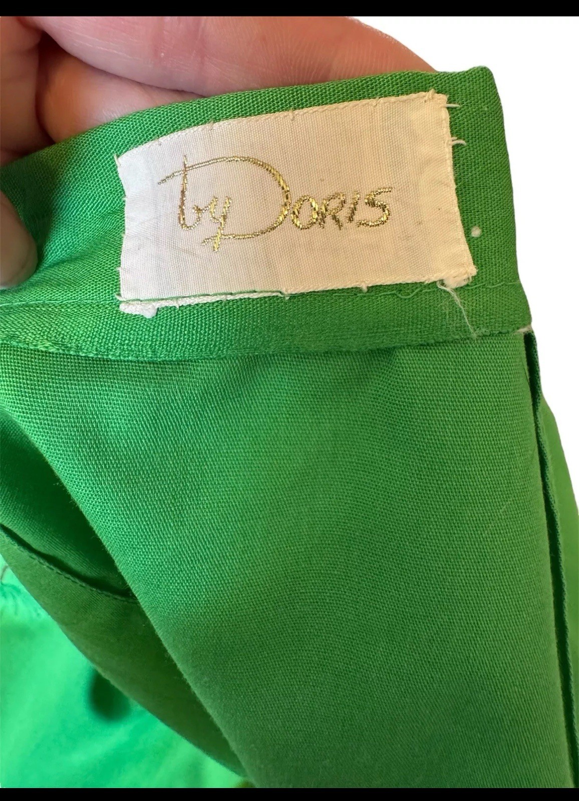 Vintage 40s-50s Handpainted Handmade Owl Apple green Women’s Skirt Suit By Doris