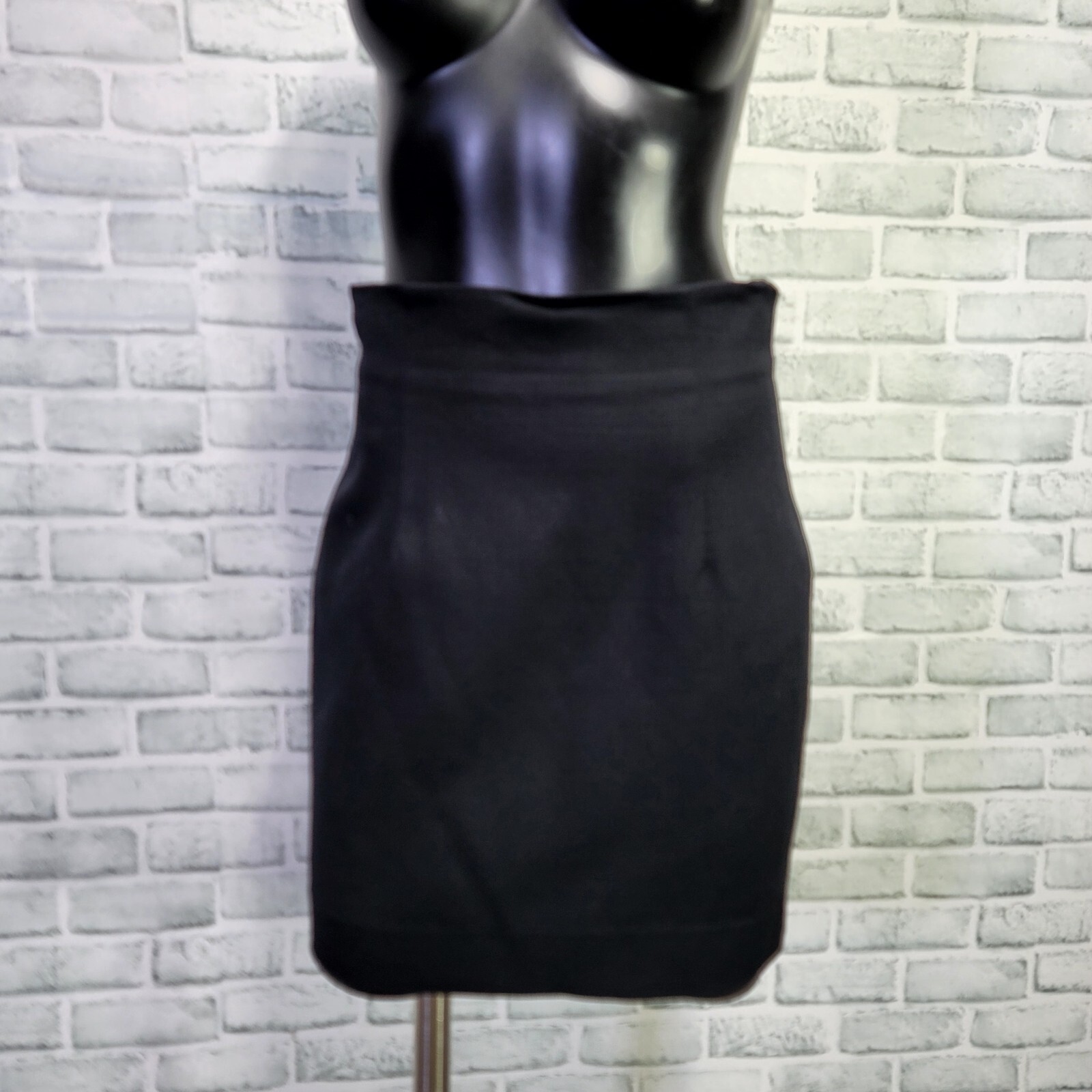 Vintage 90s Moschery Size 6 Black Textured Knit Wool Blend Mini Pencil Skirt