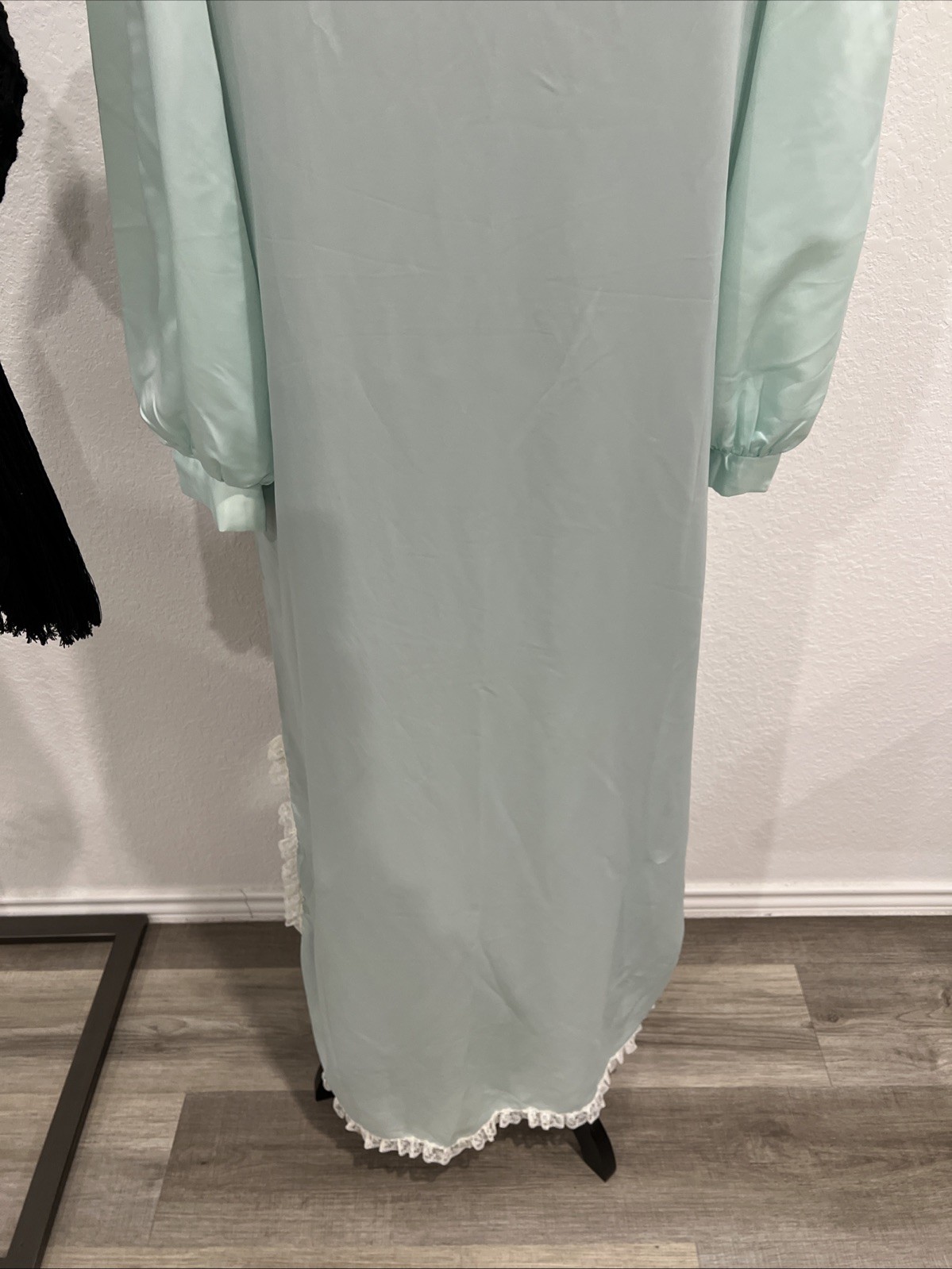 Christian Dior Mint Long Nightgown Sz 11/12 (item 25.2)