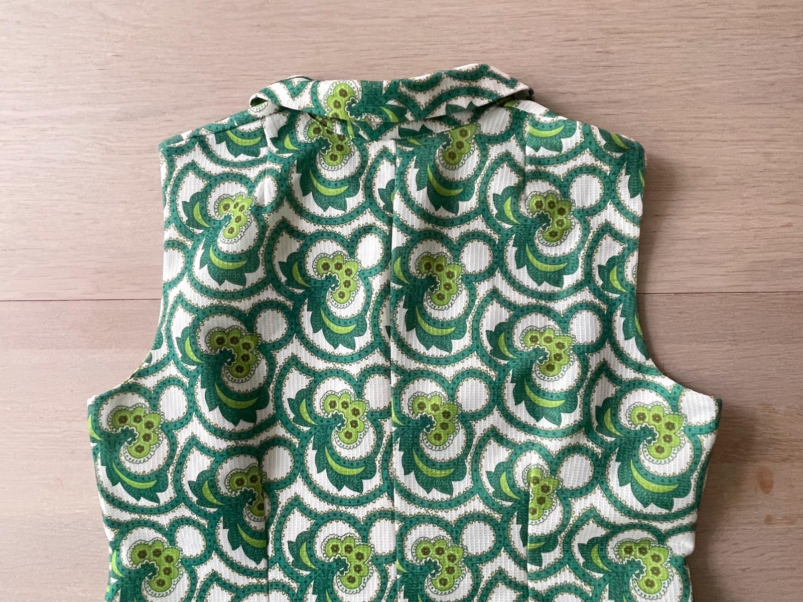 Vintage 60s 70s Barbarella Mod Dress, Green Psychedelic Sleeveless Shift, Size L