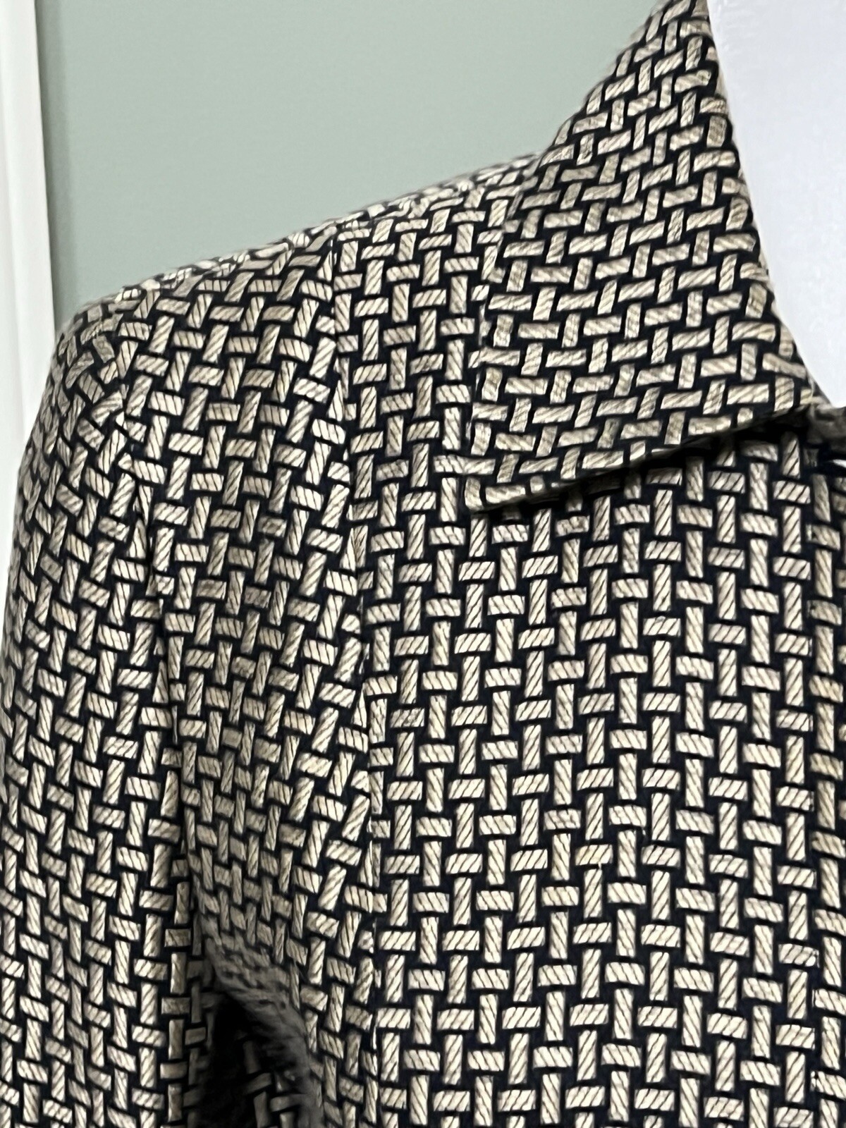 VTG Dana Buchman Black/Gold Geometric Pattern 2pc Jacket Sz Skirt Sz10P Suit