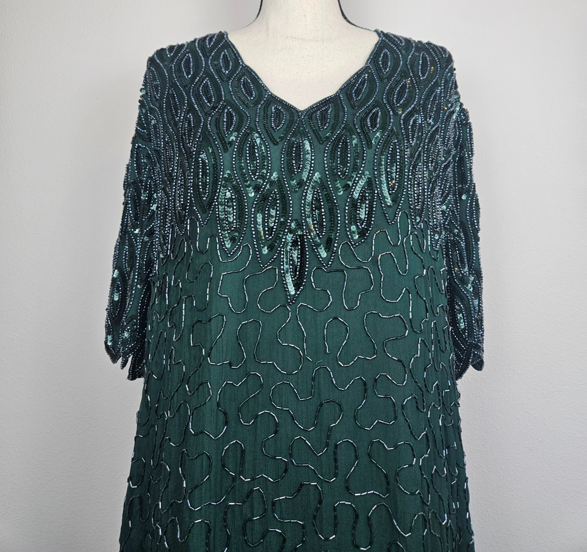 Women’s Vintage Beaded 100% Silk Emerald Green Dress Size 2X