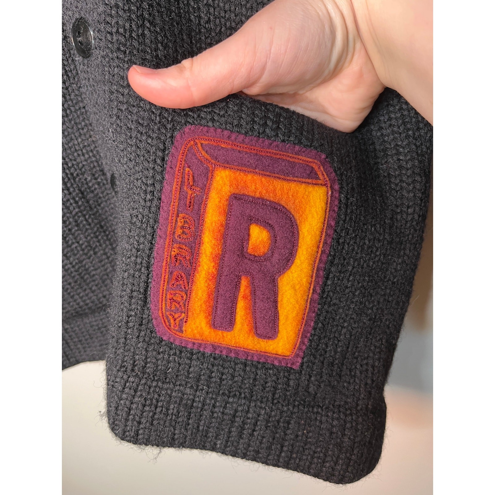 1940s Shenk Bros Black Maroon Library Book Reader Novel Patch Varsity Cardigan M