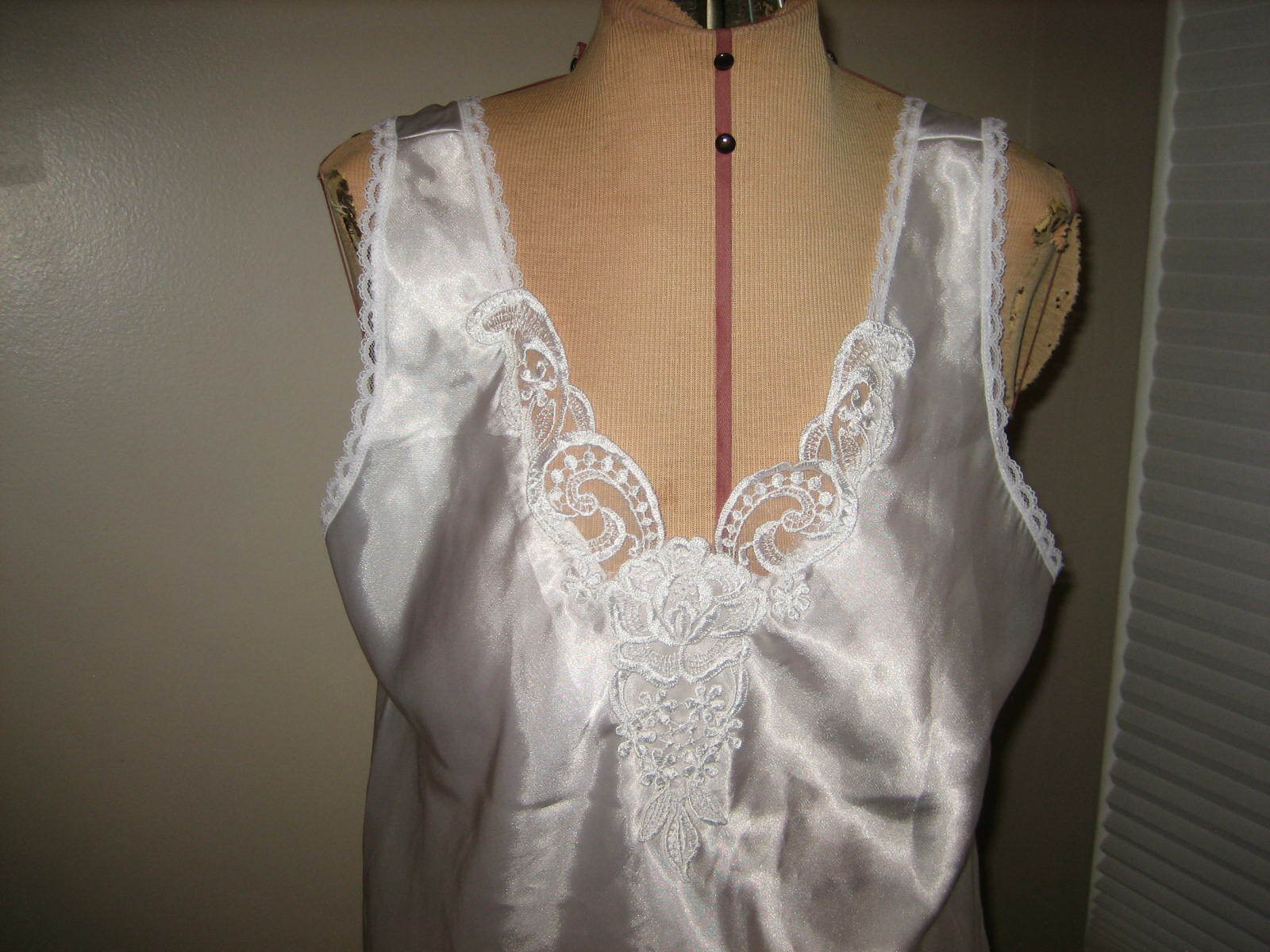 SANMARK STARDUST White Polyester Satin Camisole, Lace Trim – 32008 – Size M